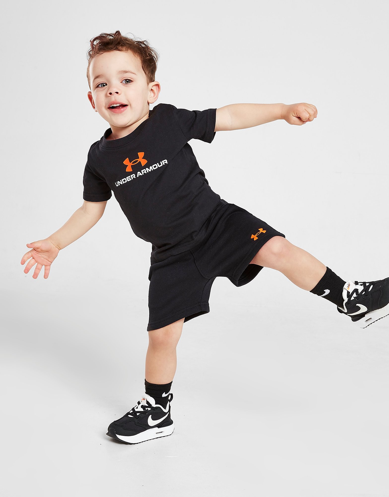 

Under Armour Core T-Shirt/Shorts Set Infant - Only at JD - Black - Kids, Black