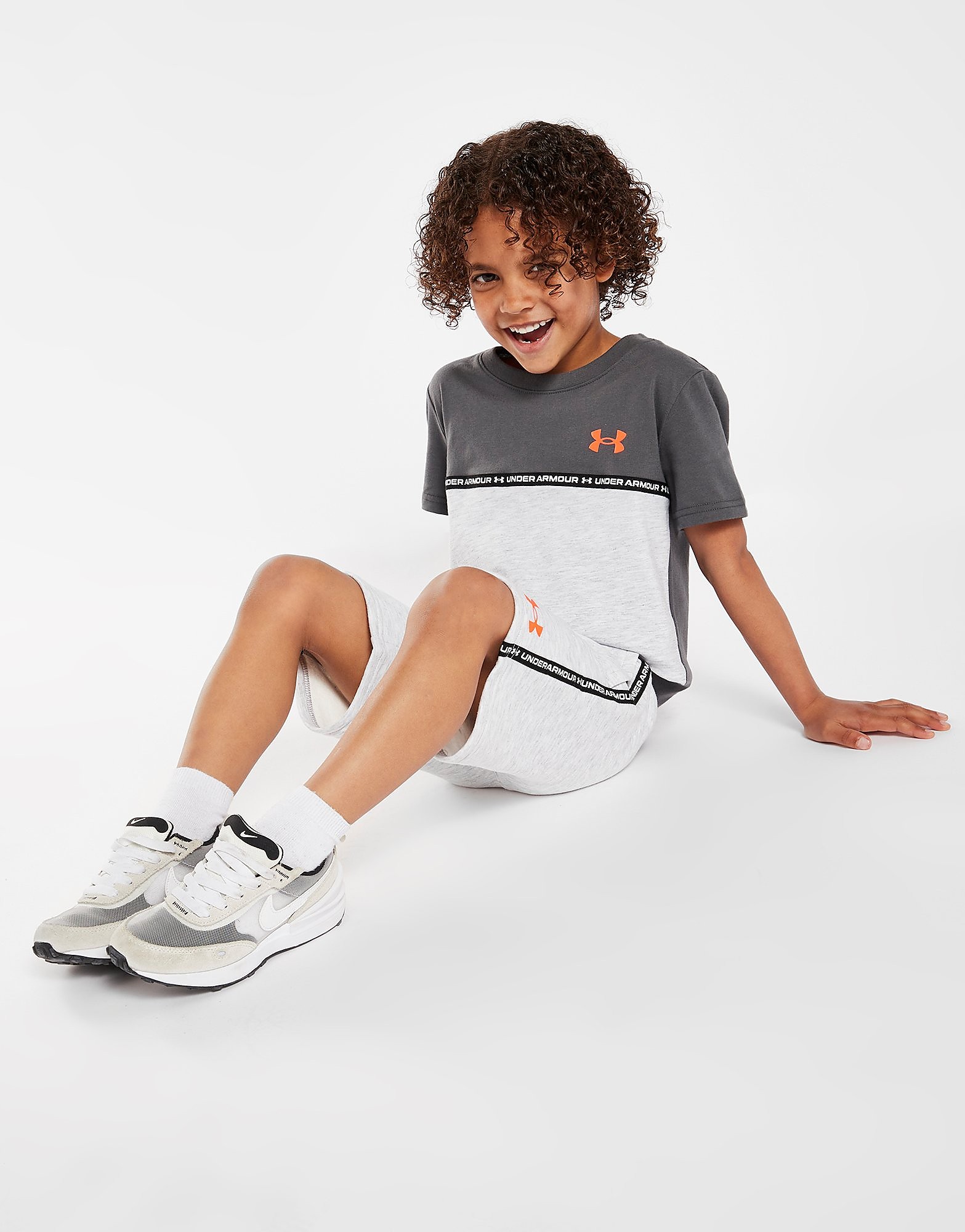 

Under Armour Threadborne Tape T-Shirt/Shorts Set Children - Only at JD - Grey - Kids, Grey