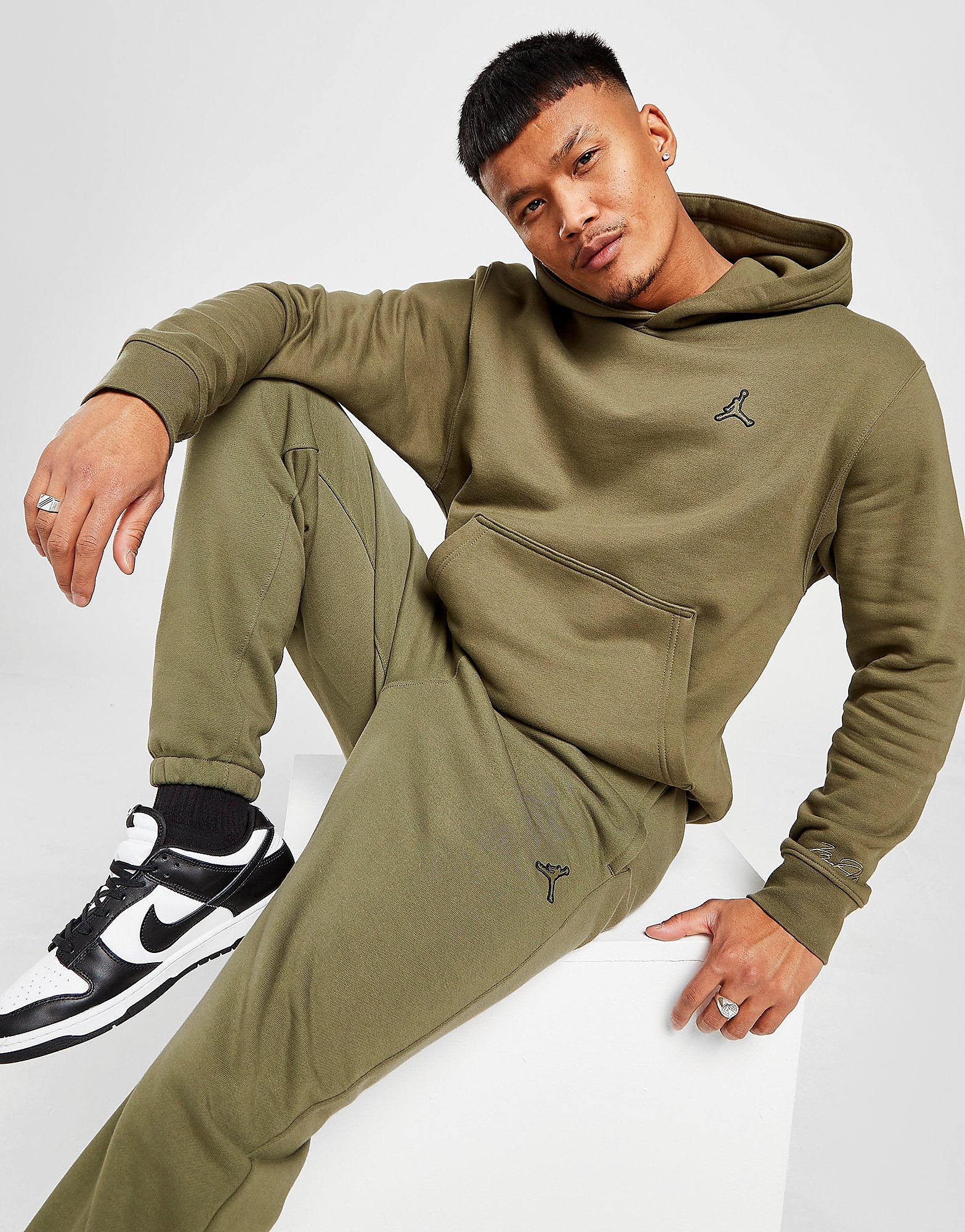 

Jordan Essential Overhead Hoodie - Medium Olive - Mens, Medium Olive