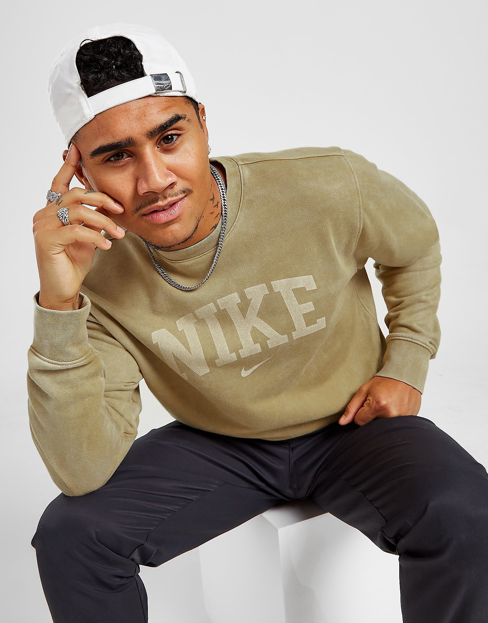 

Nike Arch Crew Sweatshirt - Parachute Beige - Mens, Parachute Beige