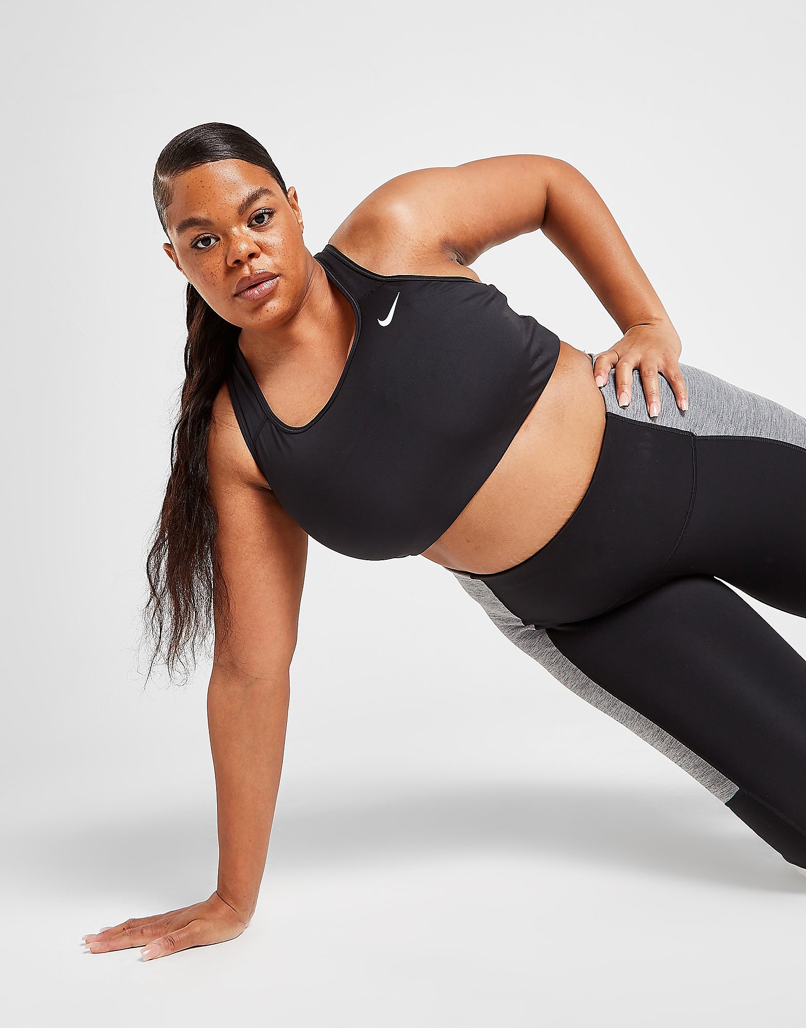 

Nike Swoosh Plus Size Sports Bra - Black/White - Womens, Black/White