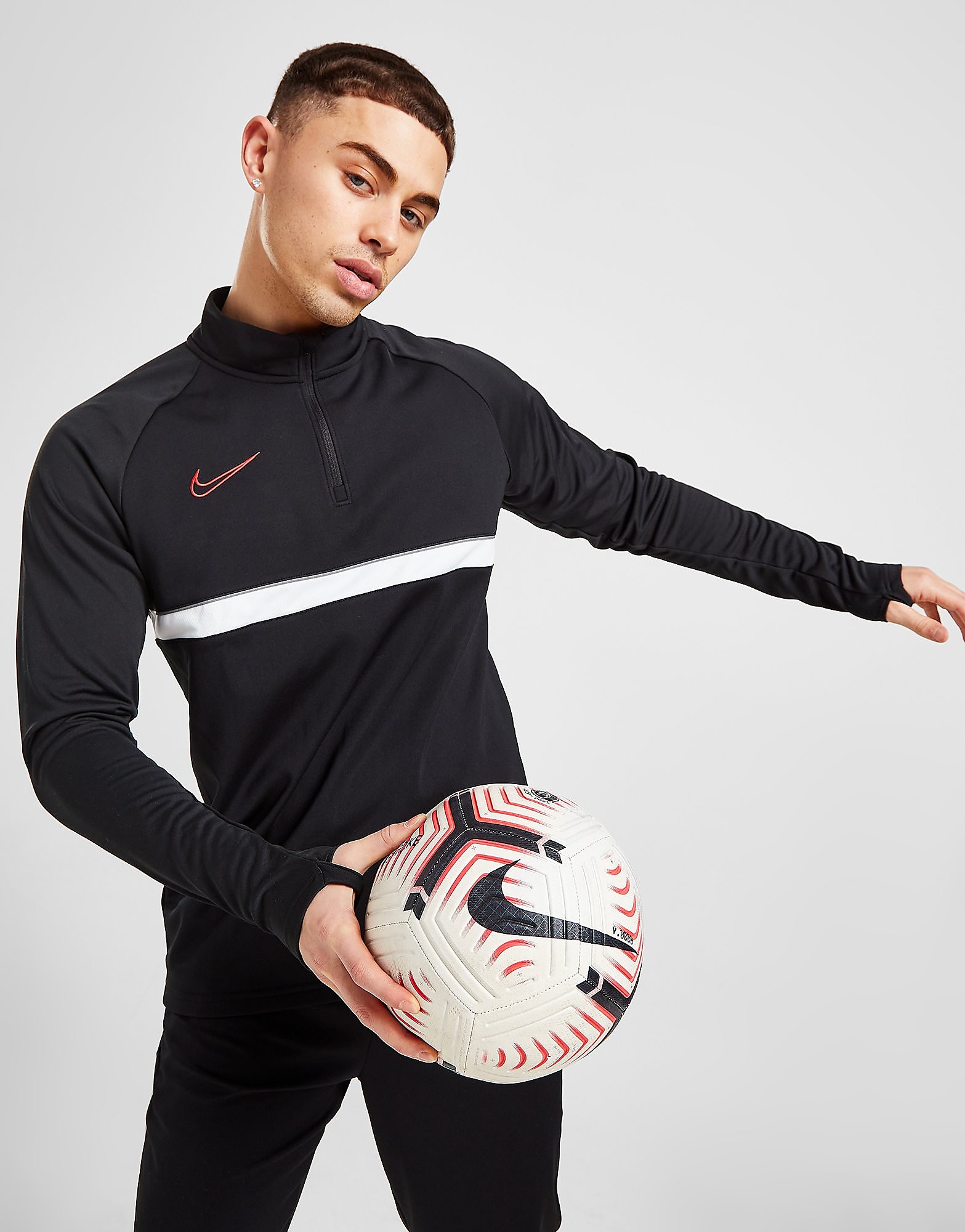 

Nike Academy Essential 1/2 Zip Top - Only at JD - Black/Smoke Grey/White/University Red - Mens, Black/Smoke Grey/White/University Red