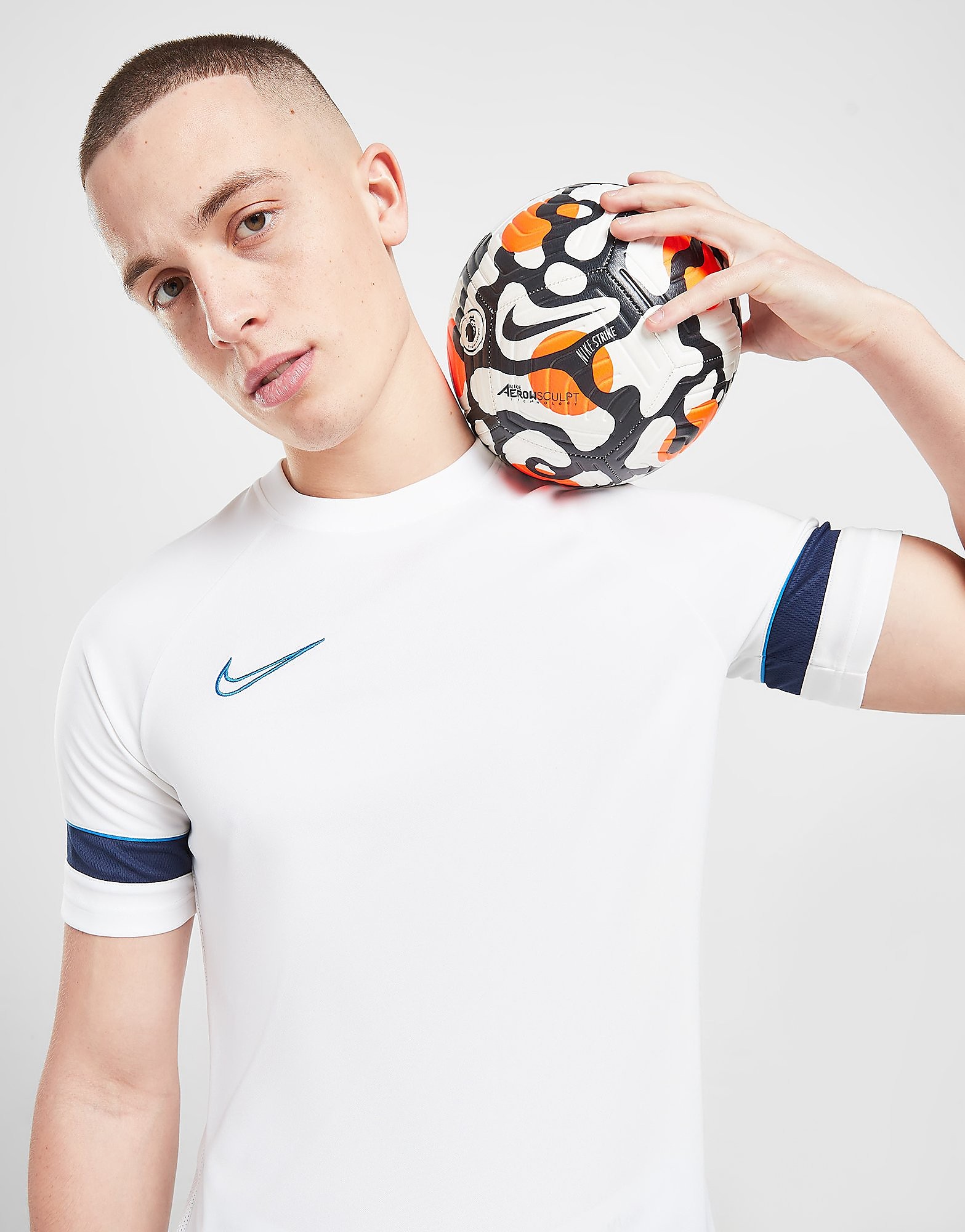 

Nike Academy Essential T-Shirt - Only at JD - White, White