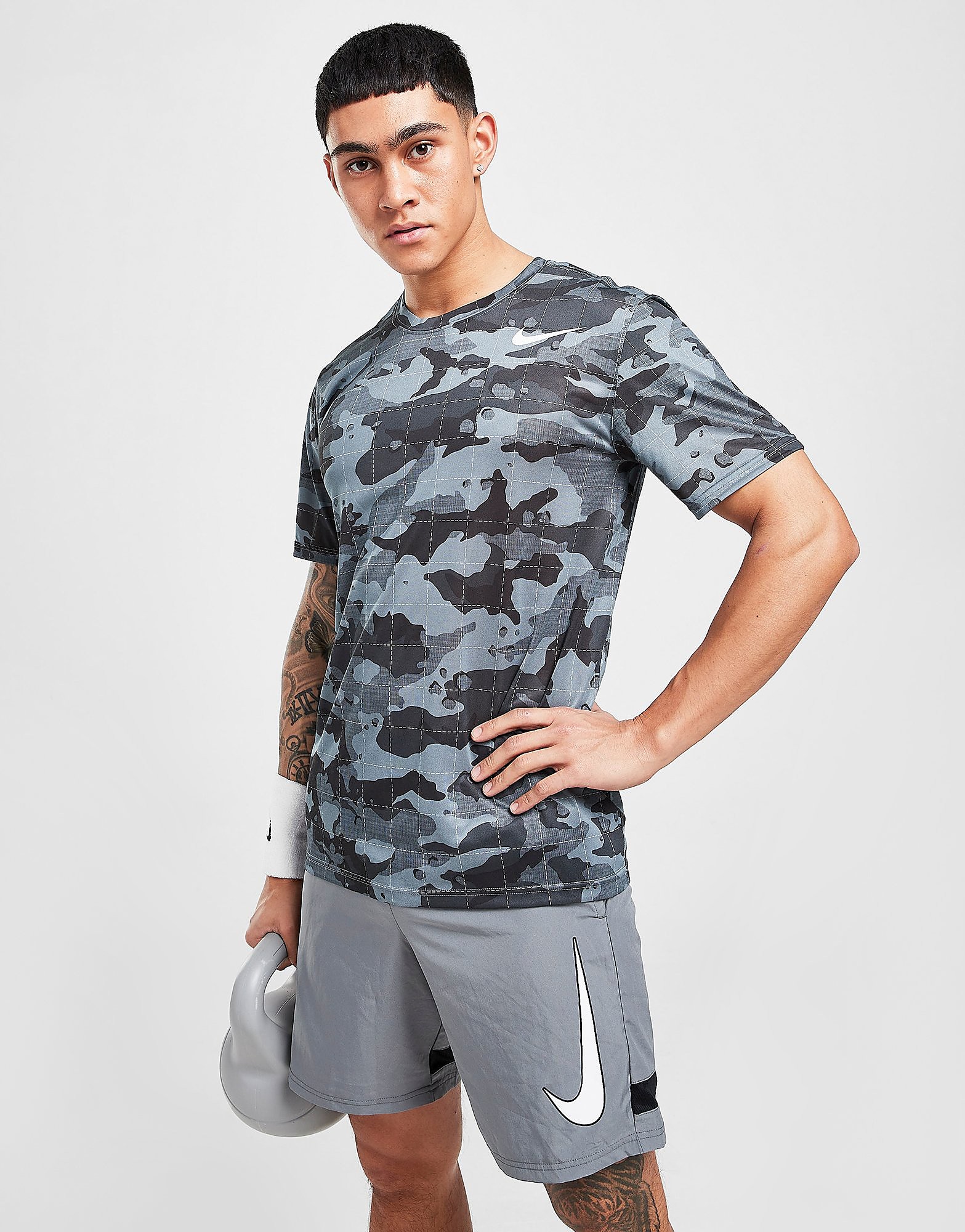 

Nike Training Camo All Over Print T-Shirt - Smoke Grey, Smoke Grey