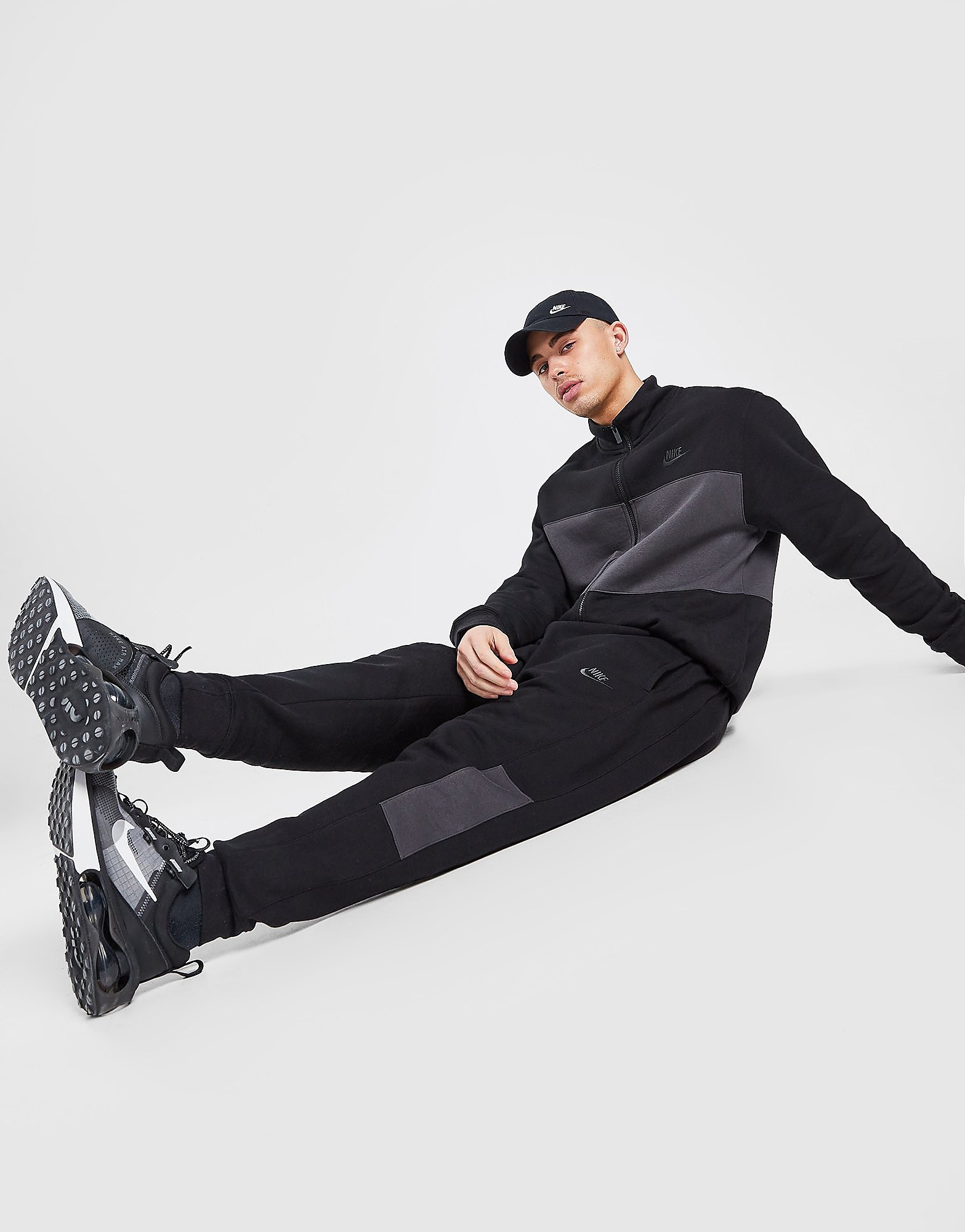 Nike Apollo Fleece Tracksuit - Black/Dark Smoke Grey/Dark Smoke Grey, Black/Dark Smoke Grey/Dark Smoke Grey