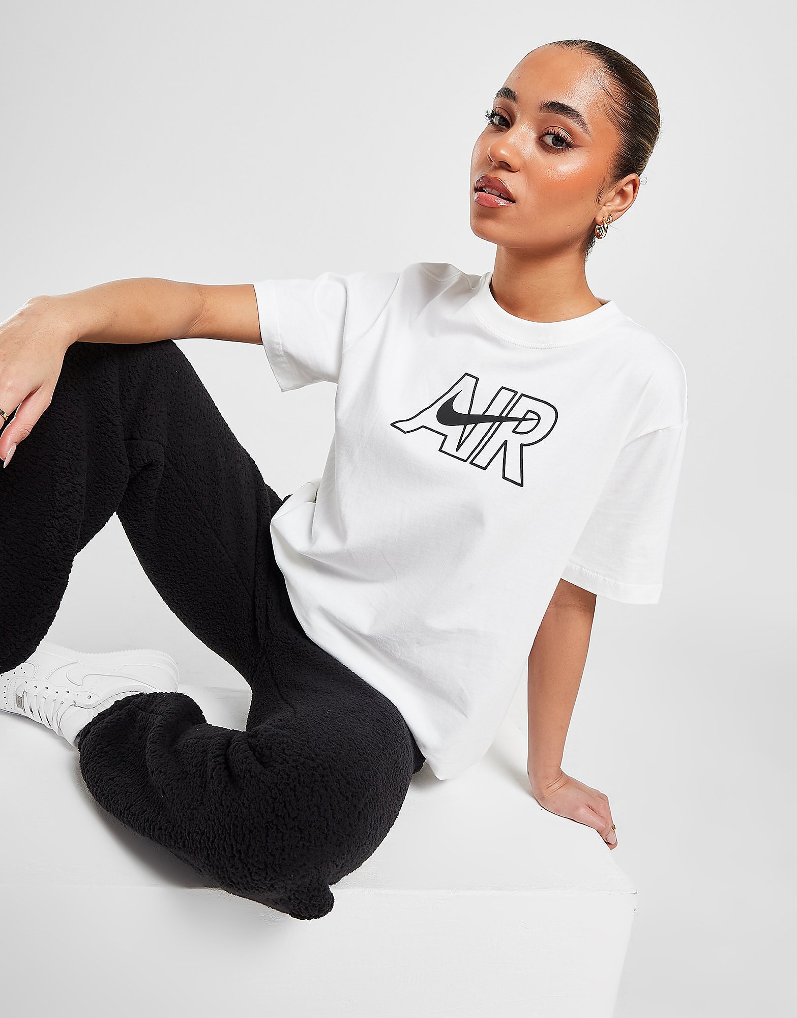 

Nike Air Boyfriend T-Shirt - White - Womens, White