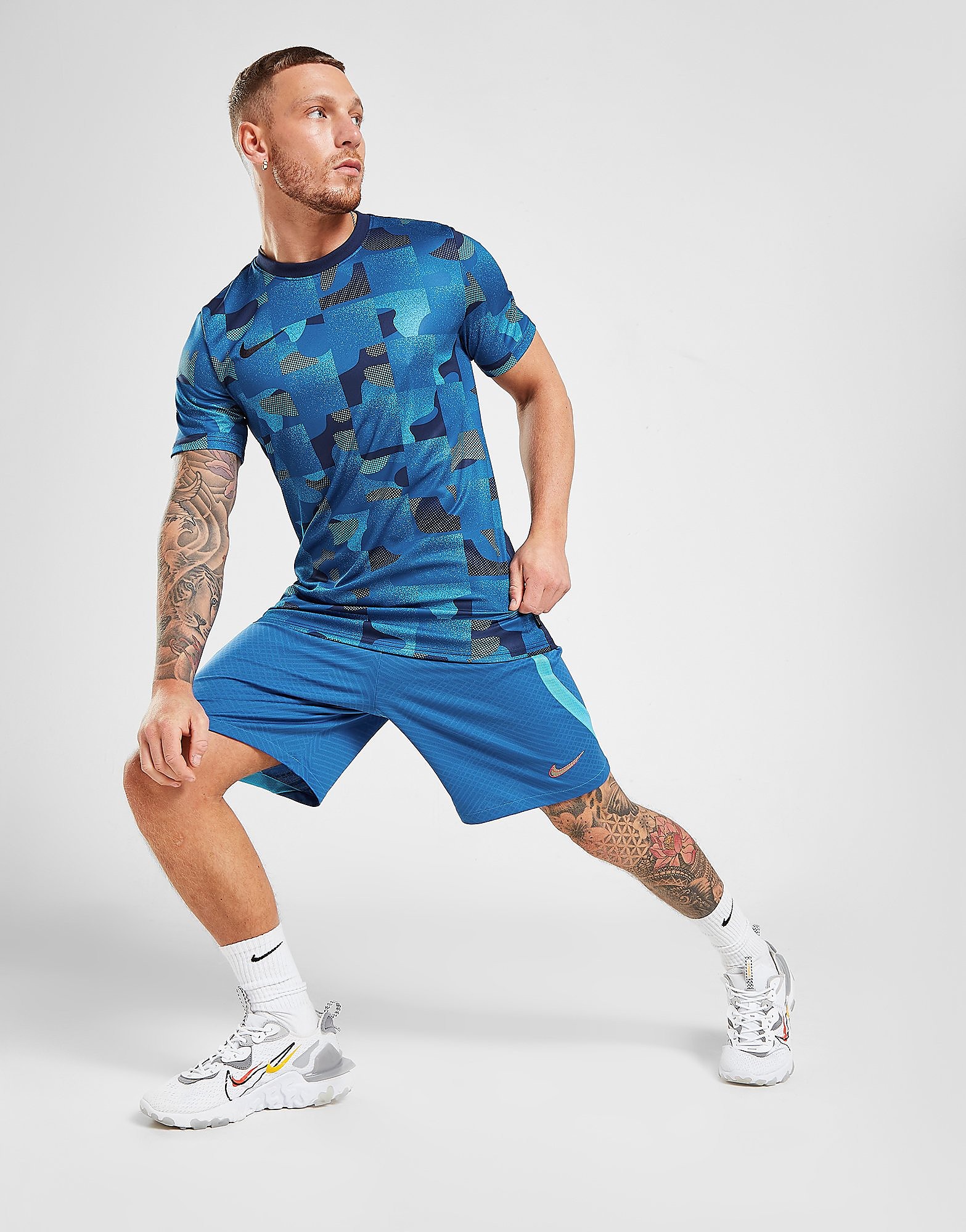 

Nike Strike Shorts - Dark Marina Blue/Chlorine Blue/Siren Red - Mens, Dark Marina Blue/Chlorine Blue/Siren Red