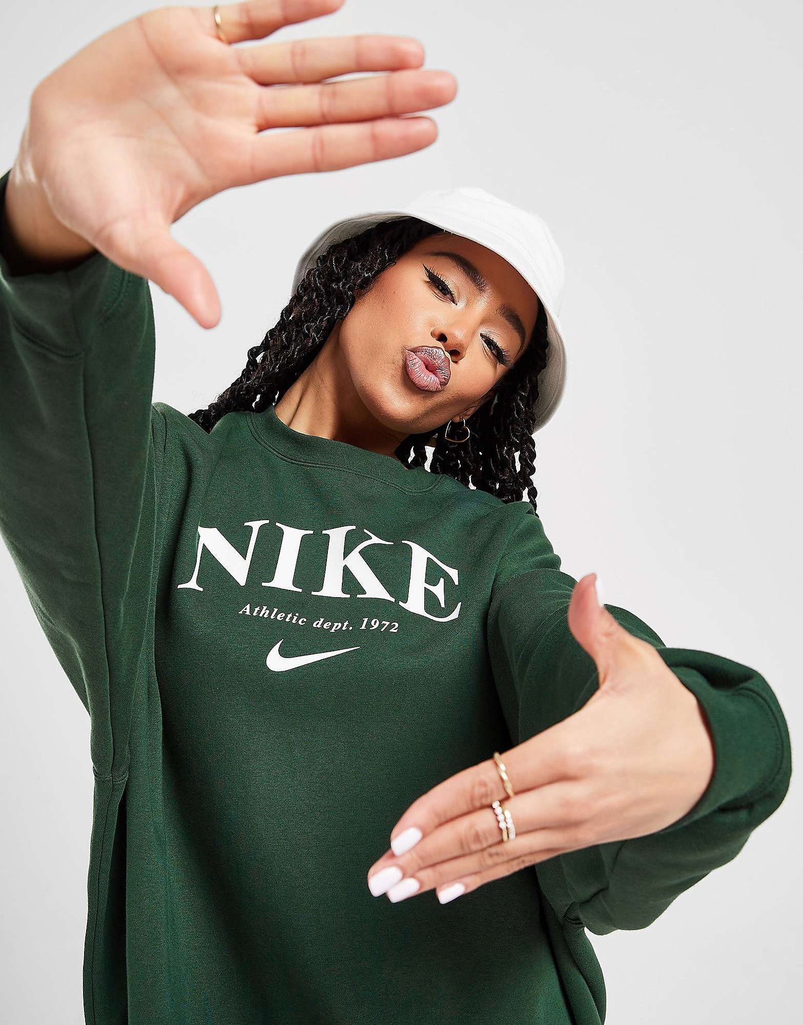 

Nike Varsity Boyfriend Crew Sweatshirt - Pro Green/White - Womens, Pro Green/White