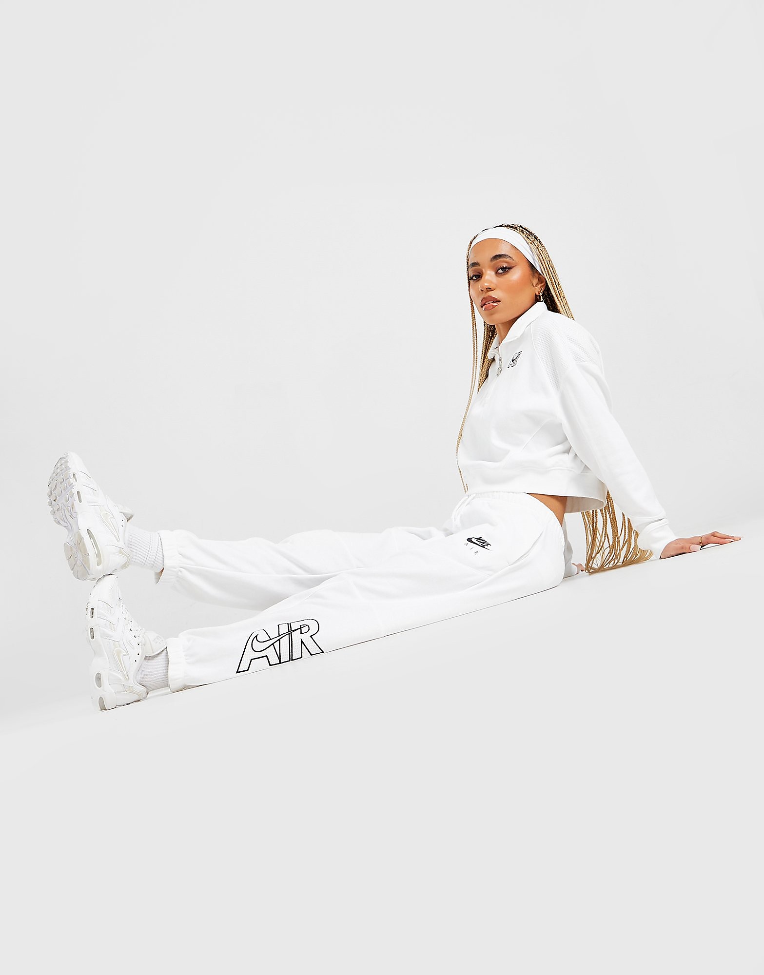 

Nike Air Joggers - White/White/Black - Womens, White/White/Black