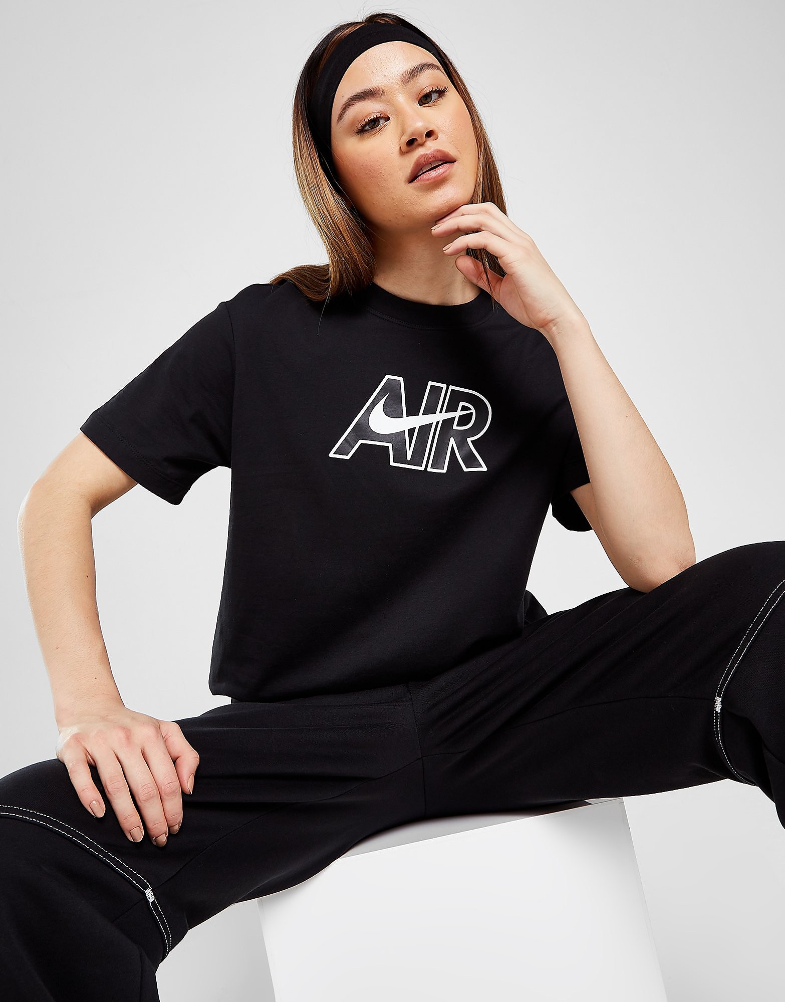 Nike Air Boyfriend T-Shirt - Black - Womens, Black