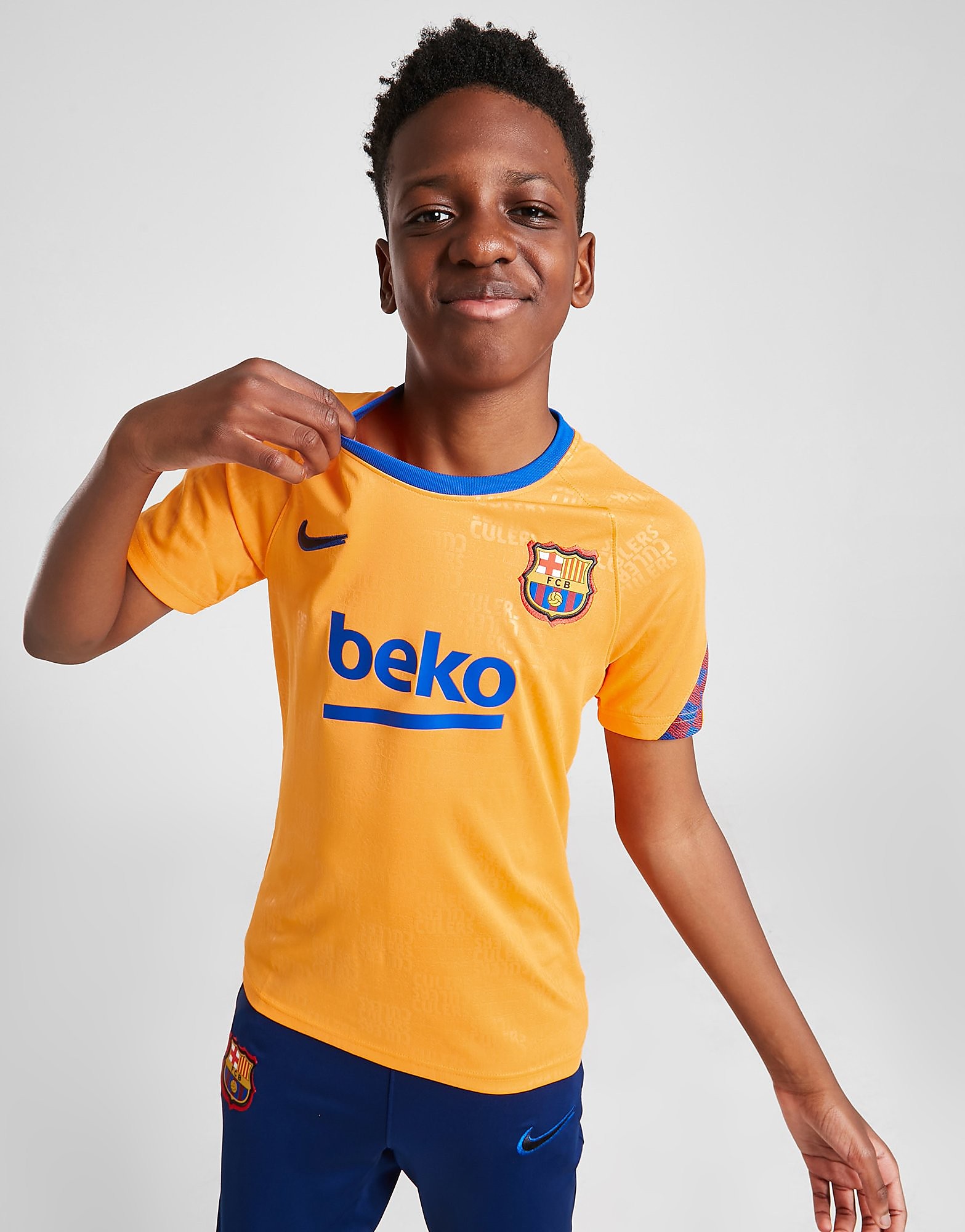 

Nike FC Barcelona Pre Match Shirt Junior - Vivid Orange/Vivid Orange/Game Royal/Black - Kids, Vivid Orange/Vivid Orange/Game Royal/Black