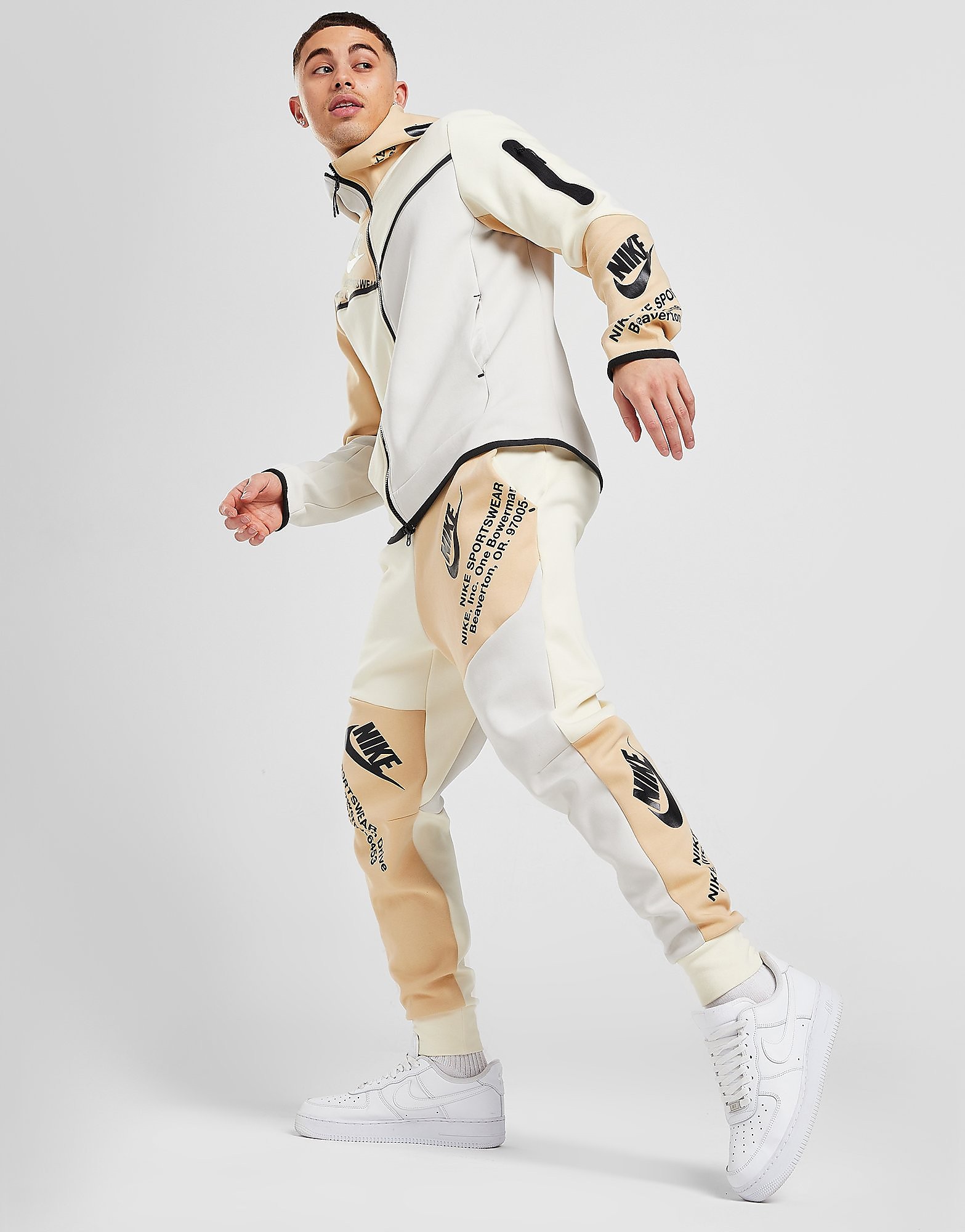 

Nike Tech Fleece Graphic Joggers - Beige - Mens, Beige