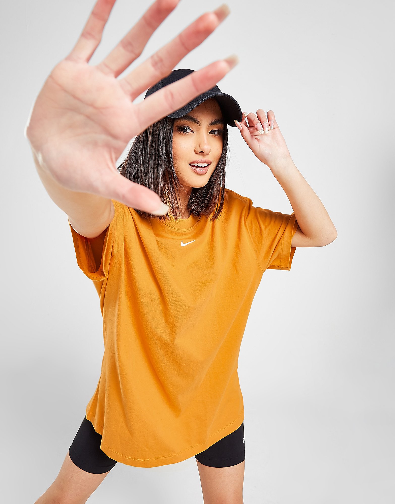 

Nike Sportswear Essential Oversized T-Shirt Women's - Light Curry/White, Light Curry/White