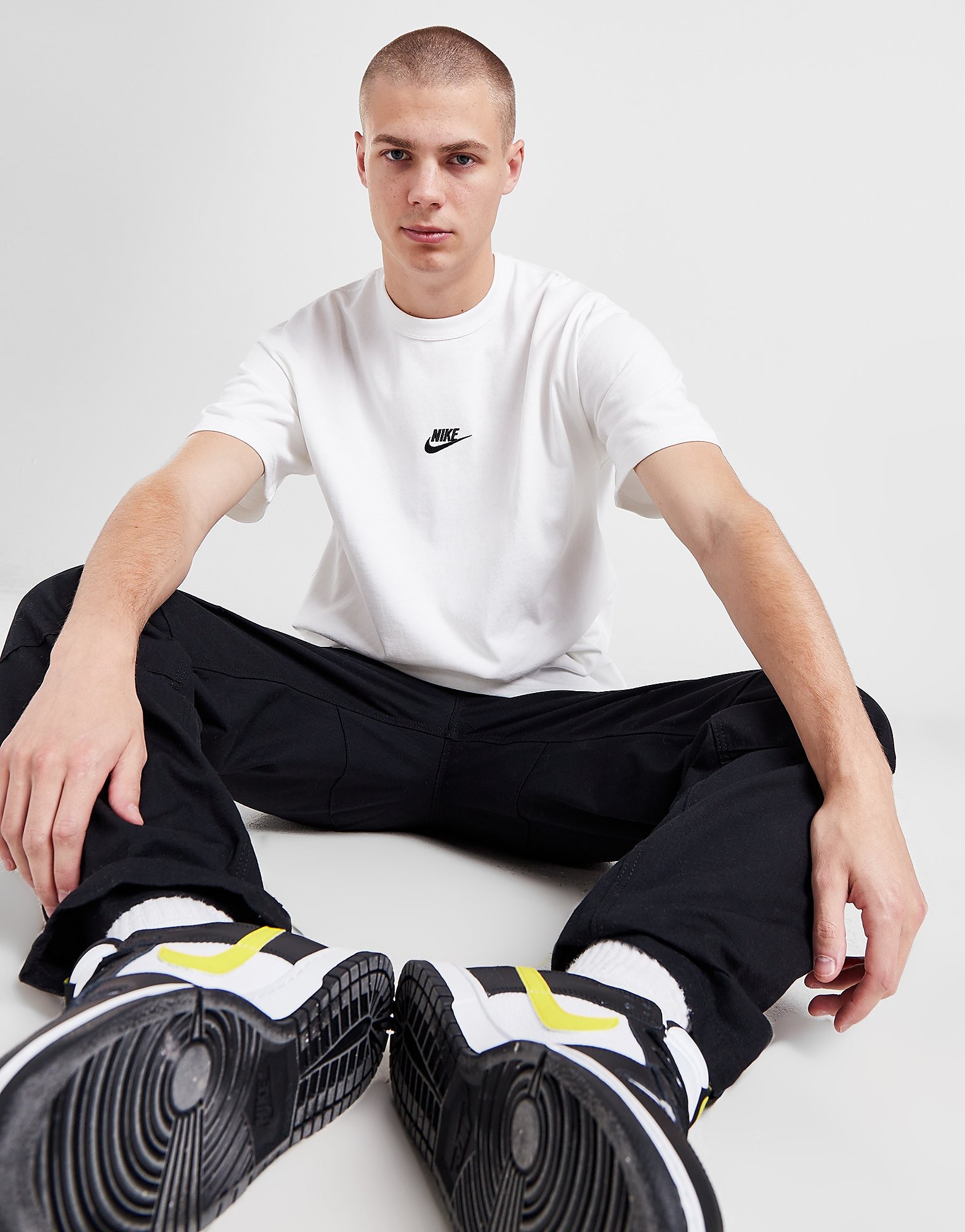 

Nike NRG Premium Essentials T-Shirt - White/White, White/White