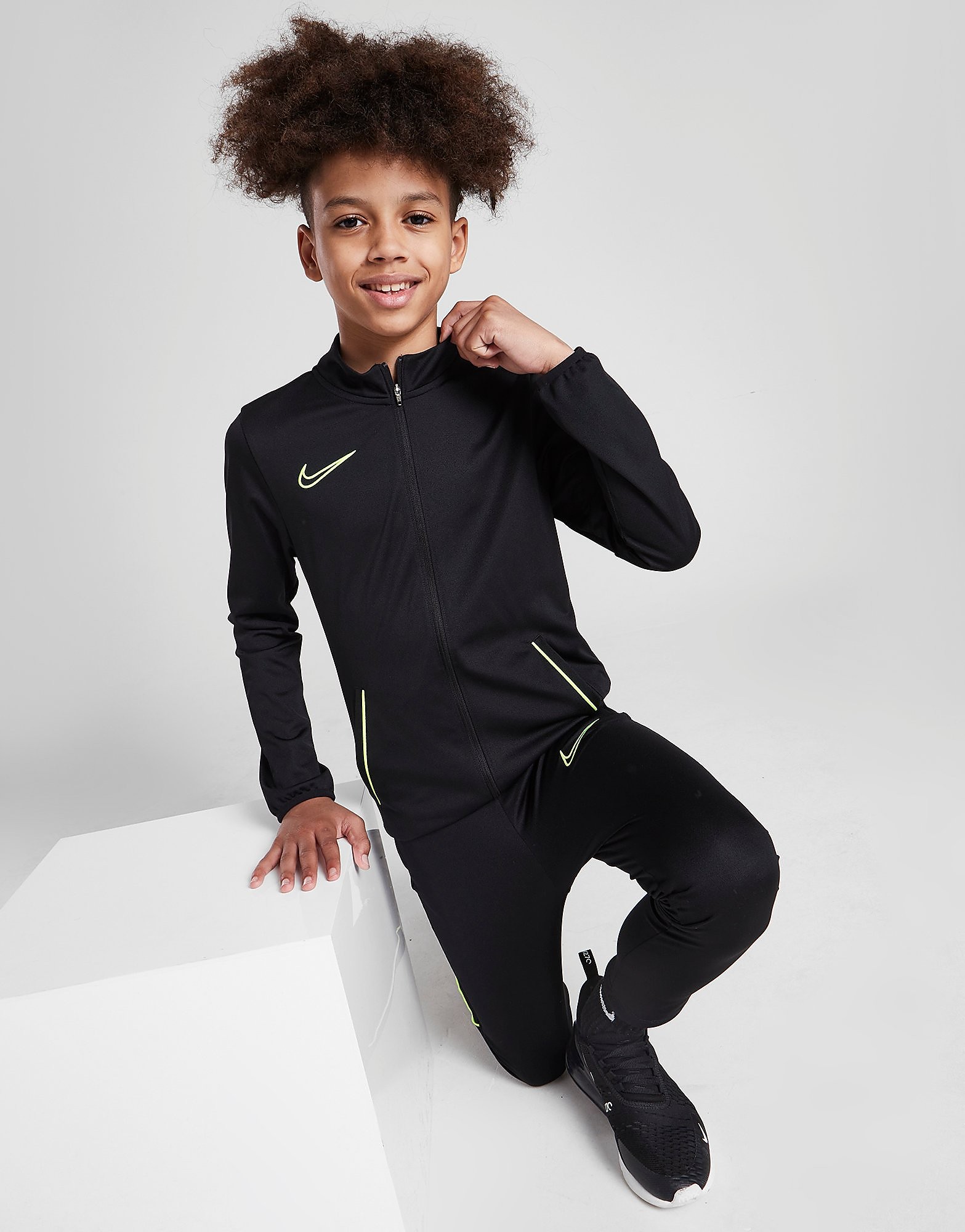 

Nike Academy 21 Tracksuit Junior - Only at JD - Black/Volt/Volt - Kids, Black/Volt/Volt