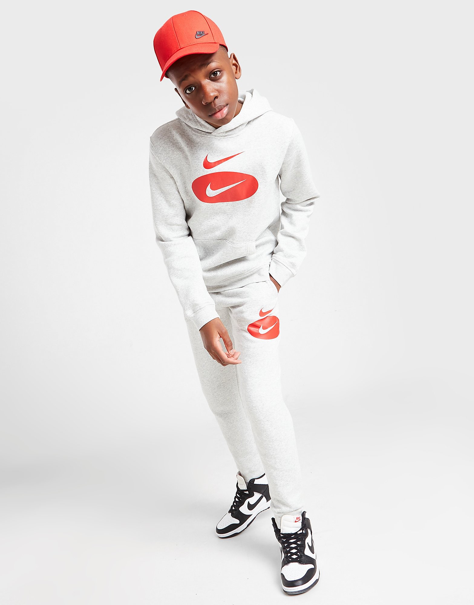 

Nike Oval Logo Joggers Junior - Grey Heather/Sail/University Red - Kids, Grey Heather/Sail/University Red