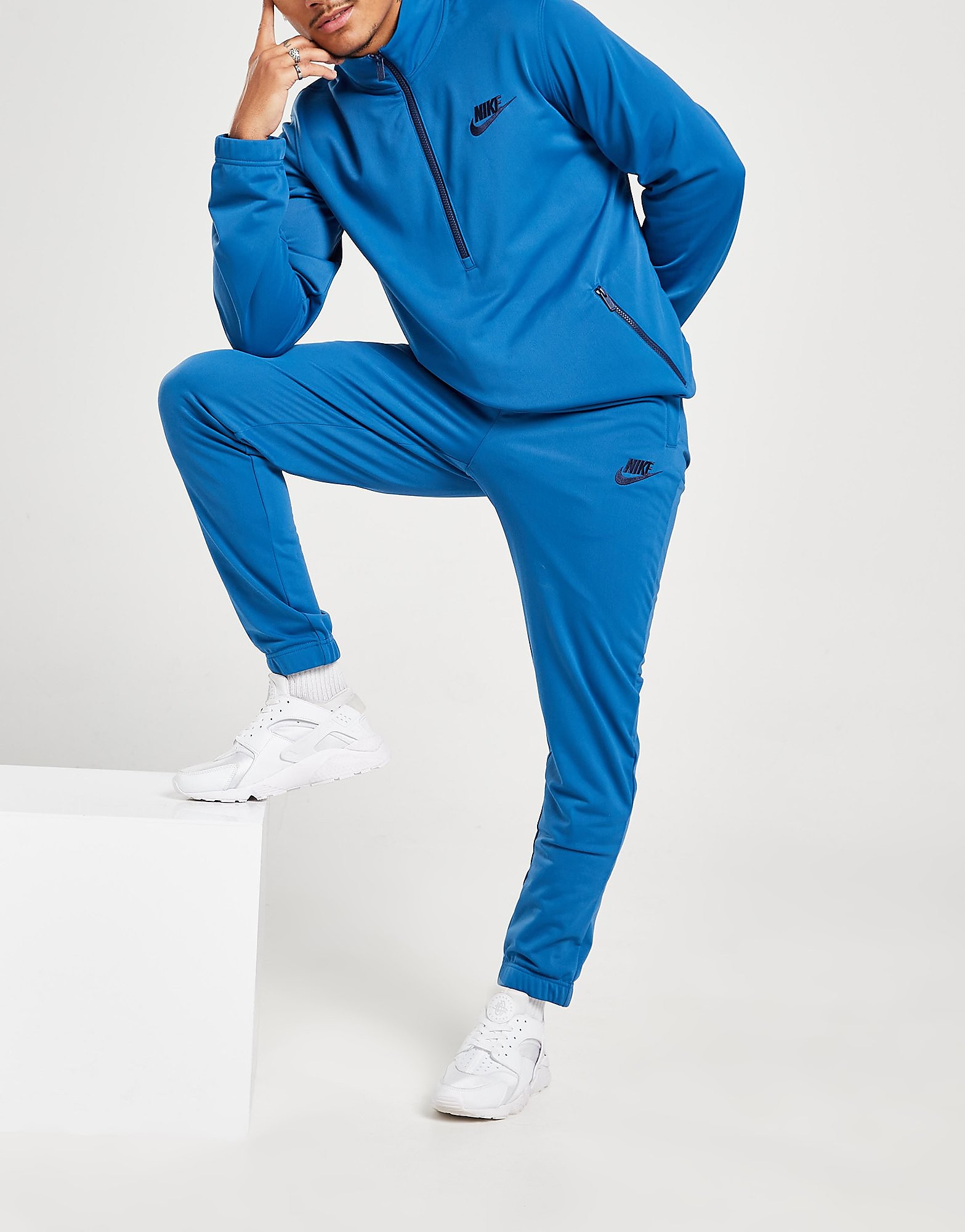 Nike Tracksuit С„РёРѕР»РµС‚РѕРІС‹Р№