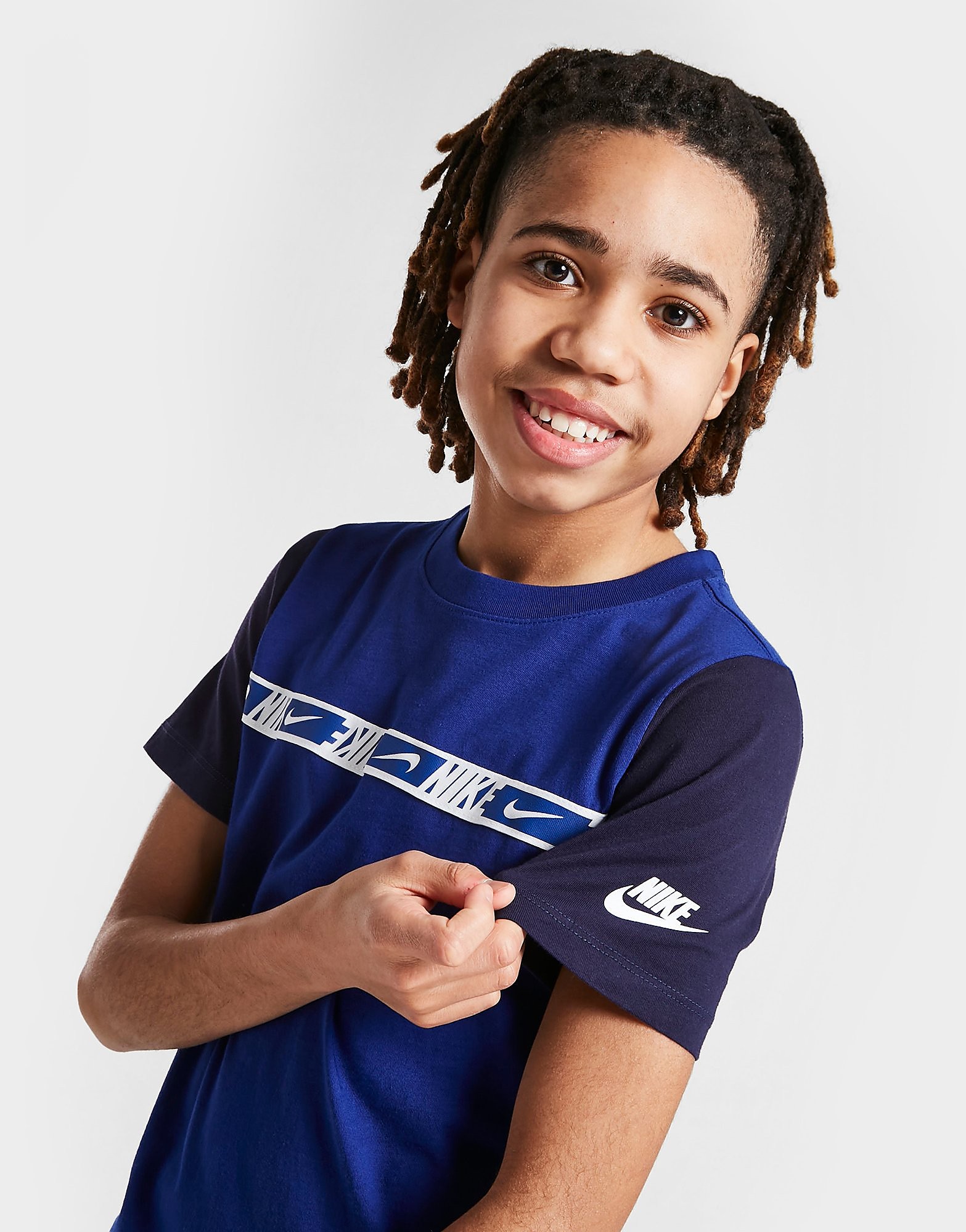 

Nike Repeat Tape T-Shirt Junior - Only at JD - Deep Royal Blue/Blackened Blue/White - Kids, Deep Royal Blue/Blackened Blue/White