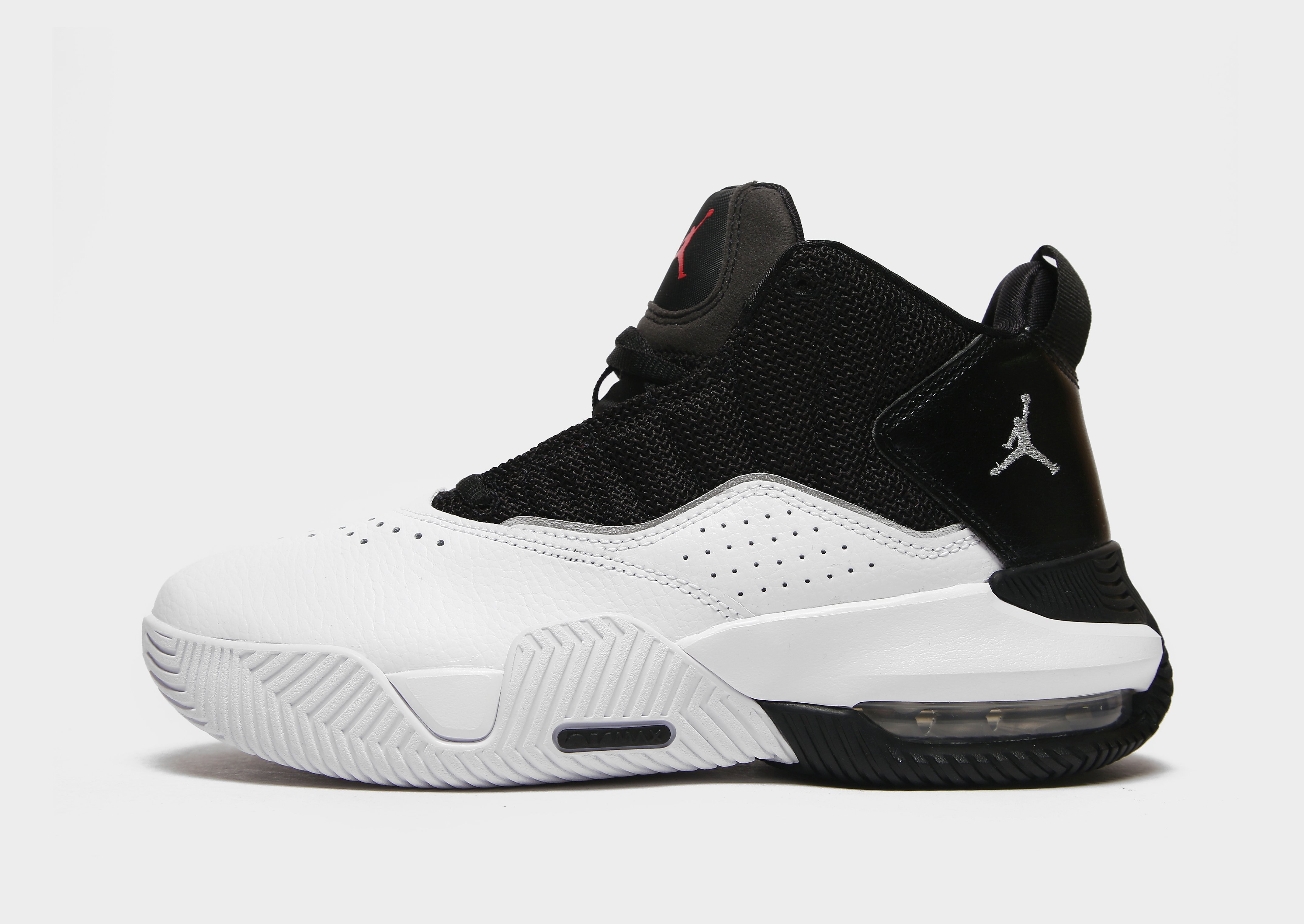 

Jordan Stay Loyal Junior - Black/White/Metallic Silver/University Red/White - Kids, Black/White/Metallic Silver/University Red/White
