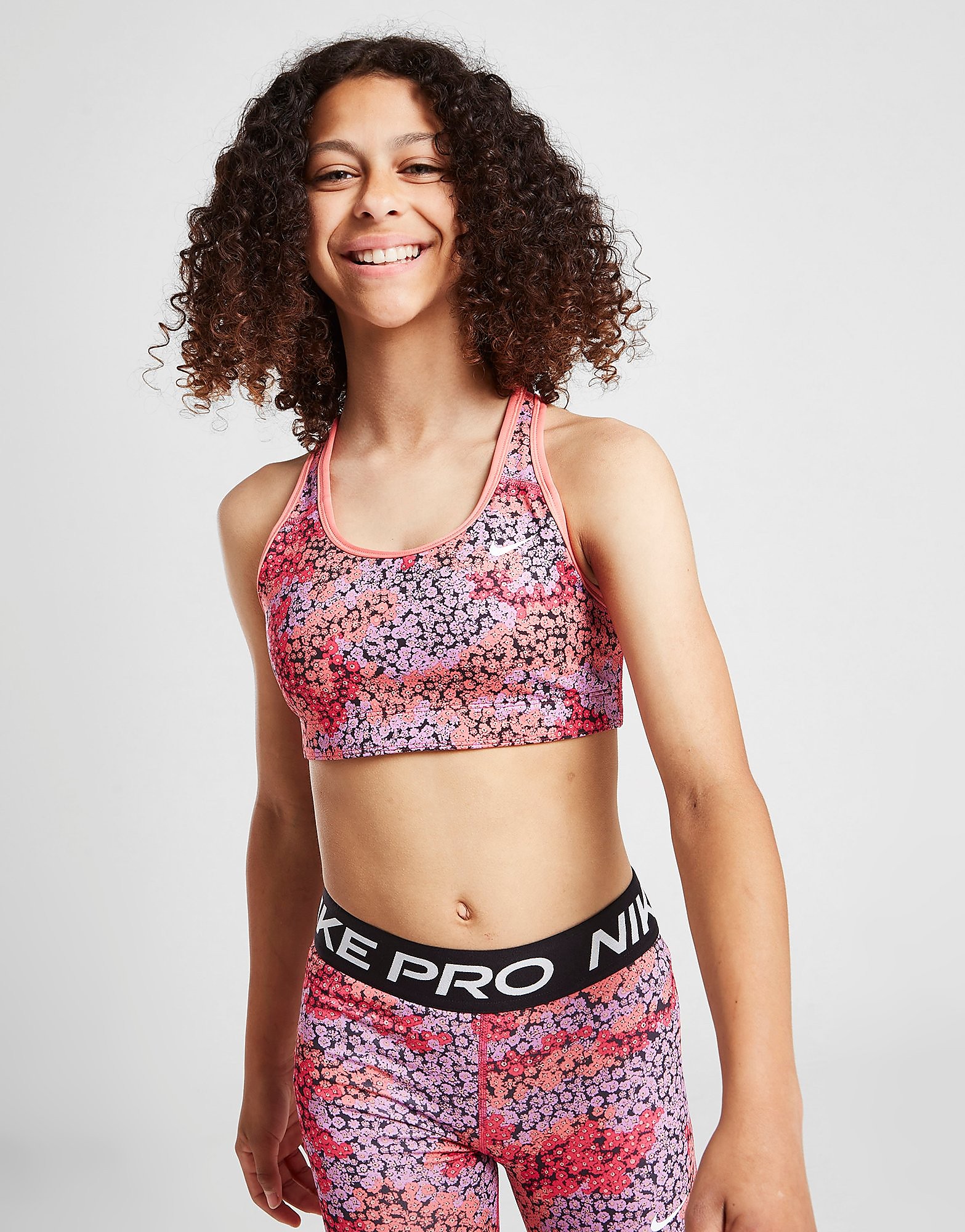 

Nike Girls' Fitness Swoosh Reversible Sports Bra Junior - Pink - Kids, Pink