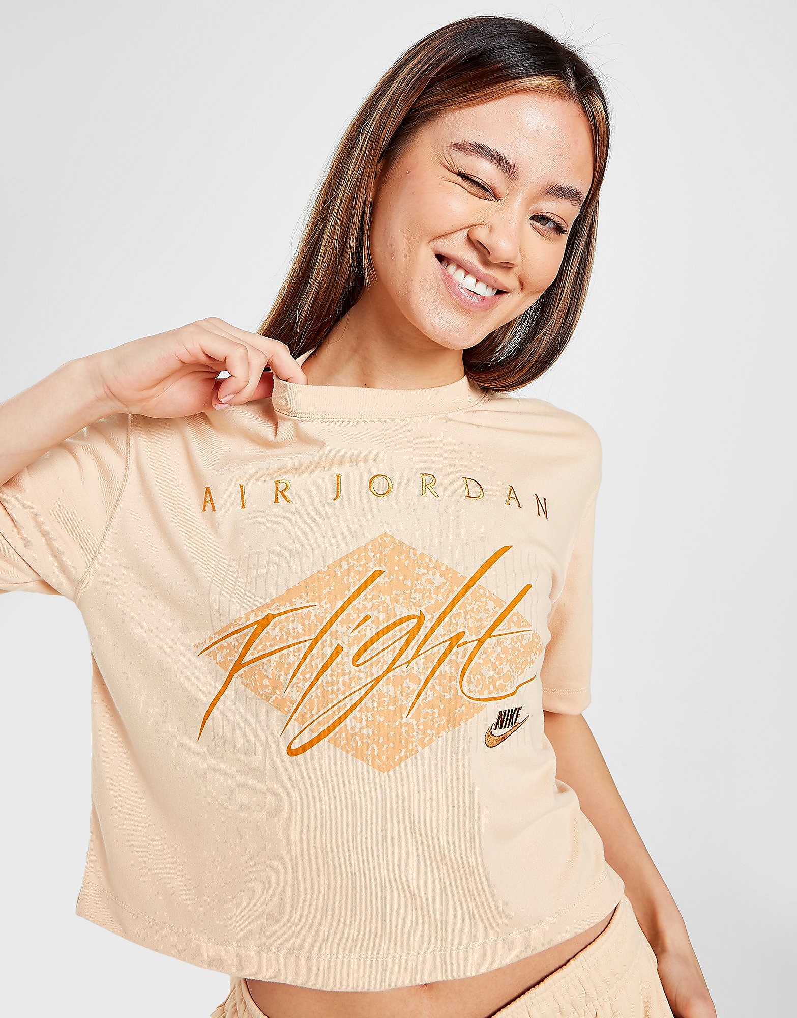 

Nike Jordan Essentials Women's Boxy T-Shirt - White Onyx, White Onyx