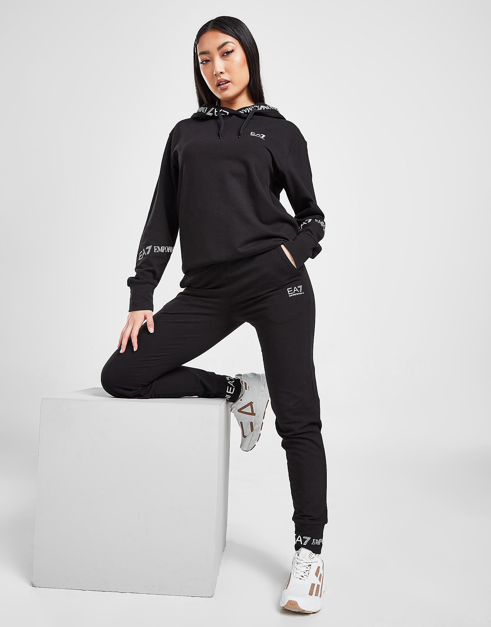 

Emporio Armani EA7 Tape Overhead Tracksuit - Black - Womens, Black