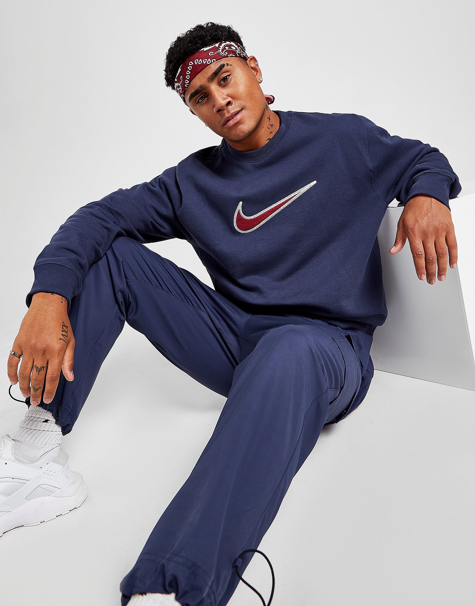 

Nike Retro Swoosh Crew Sweatshirt - Navy - Mens, Navy