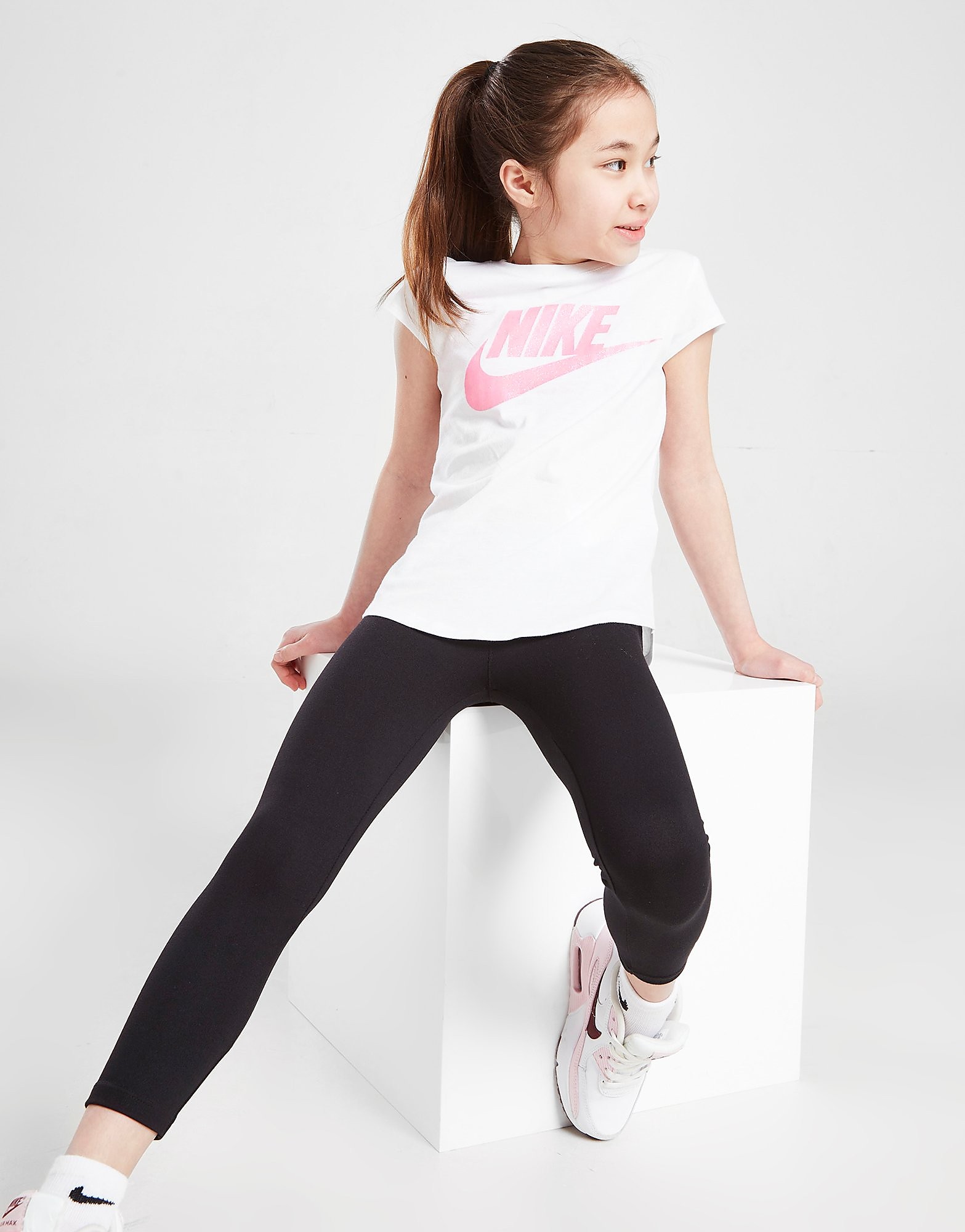 

Nike Girls' Futura T-Shirt Children - Only at JD - White - Kids, White