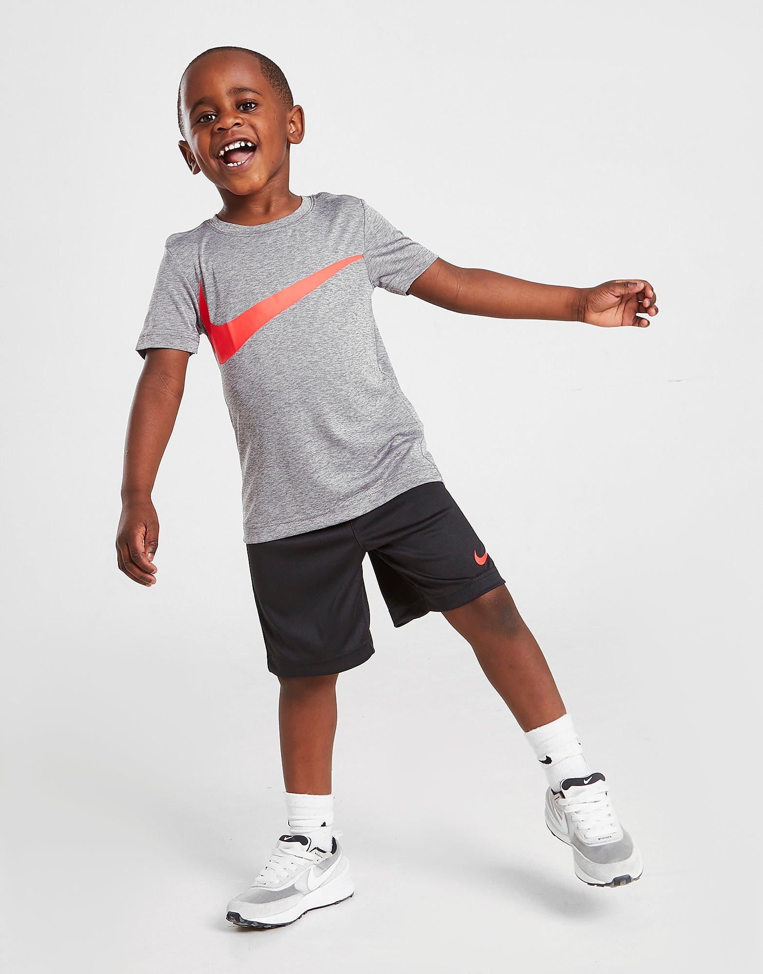 

Nike Dri-FIT T-Shirt/Shorts Set Children - Grey - Kids, Grey