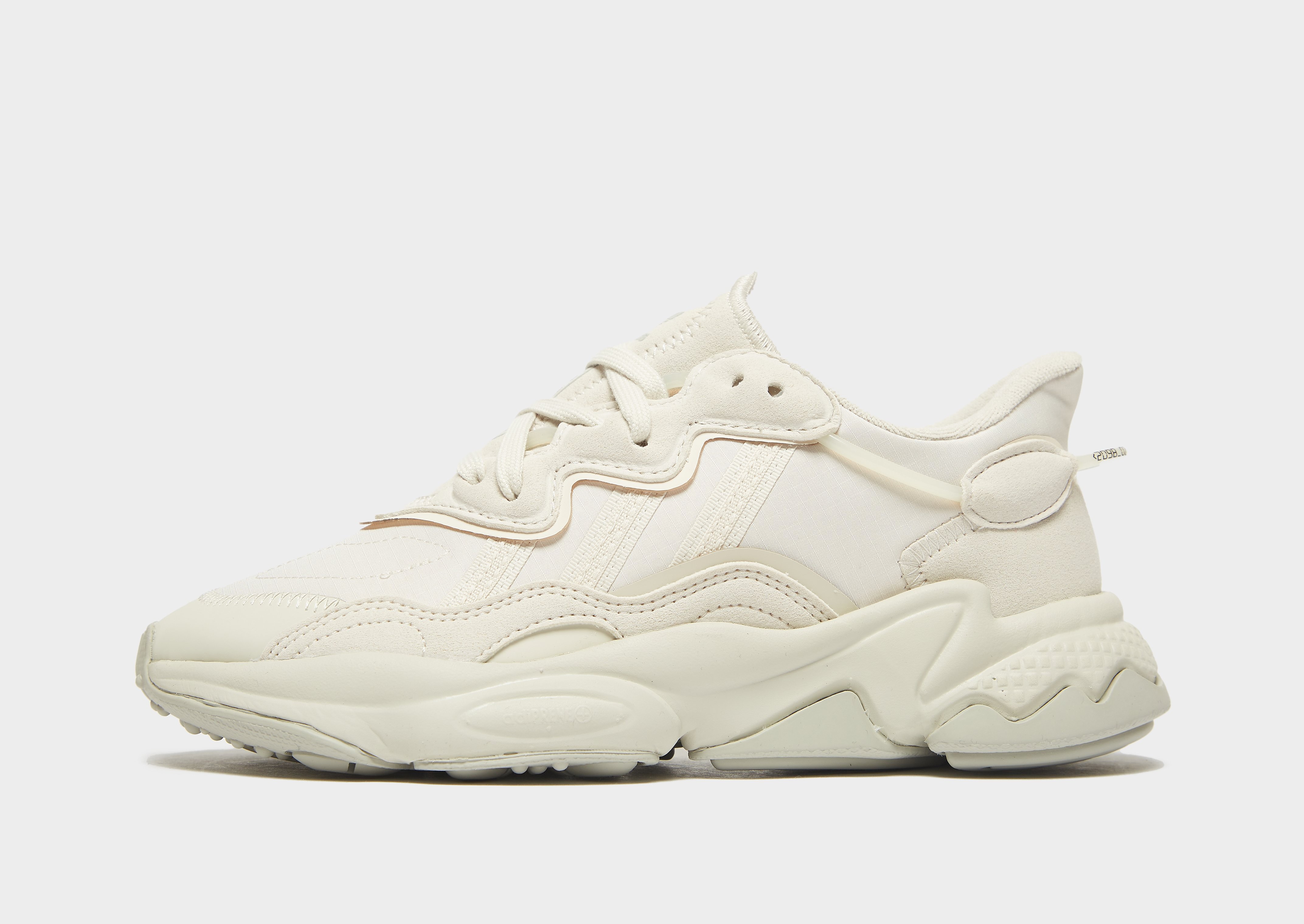 

adidas Originals Ozweego Junior - Aluminium / Wonder White / Metal Grey - Kids, Aluminium / Wonder White / Metal Grey