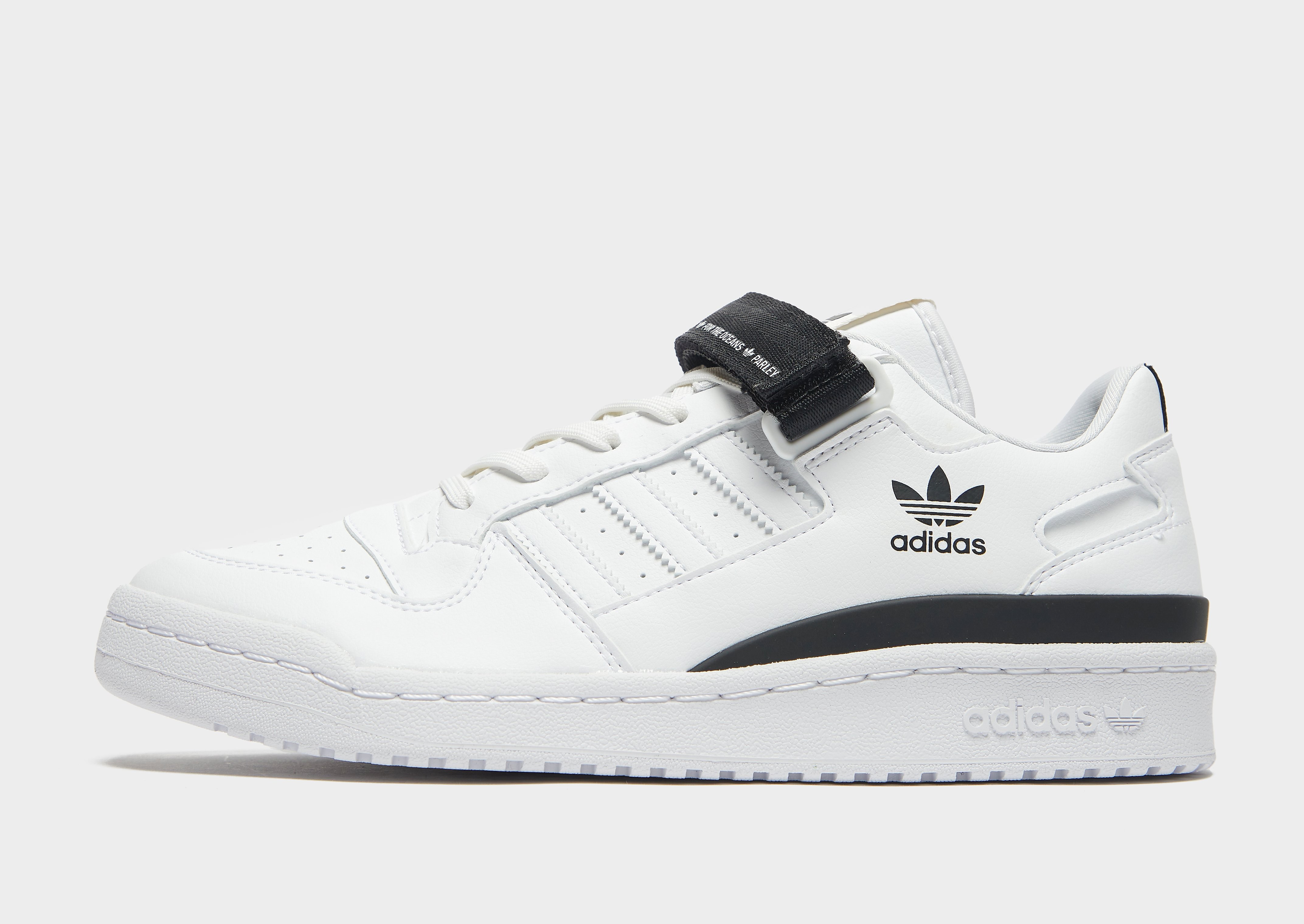 

adidas Originals Forum Low - Cloud White / Cloud White / Core Black - Mens, Cloud White / Cloud White / Core Black