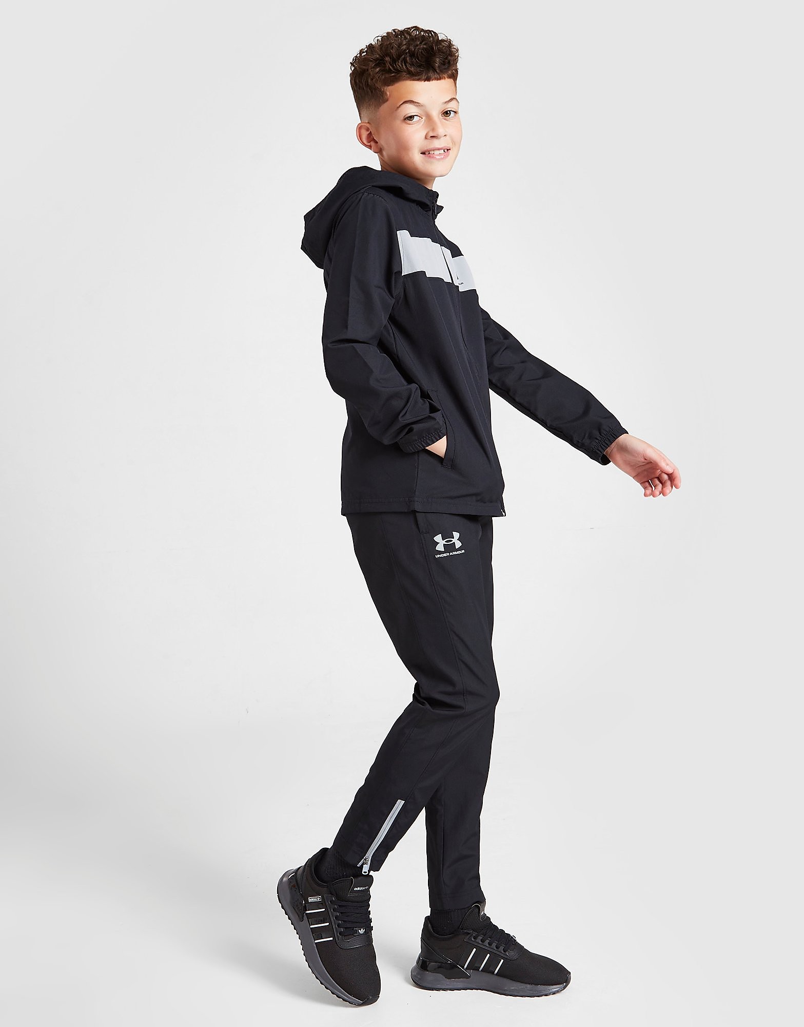 

Under Armour Sports Style Woven Track Pants Junior - Black - Kids, Black
