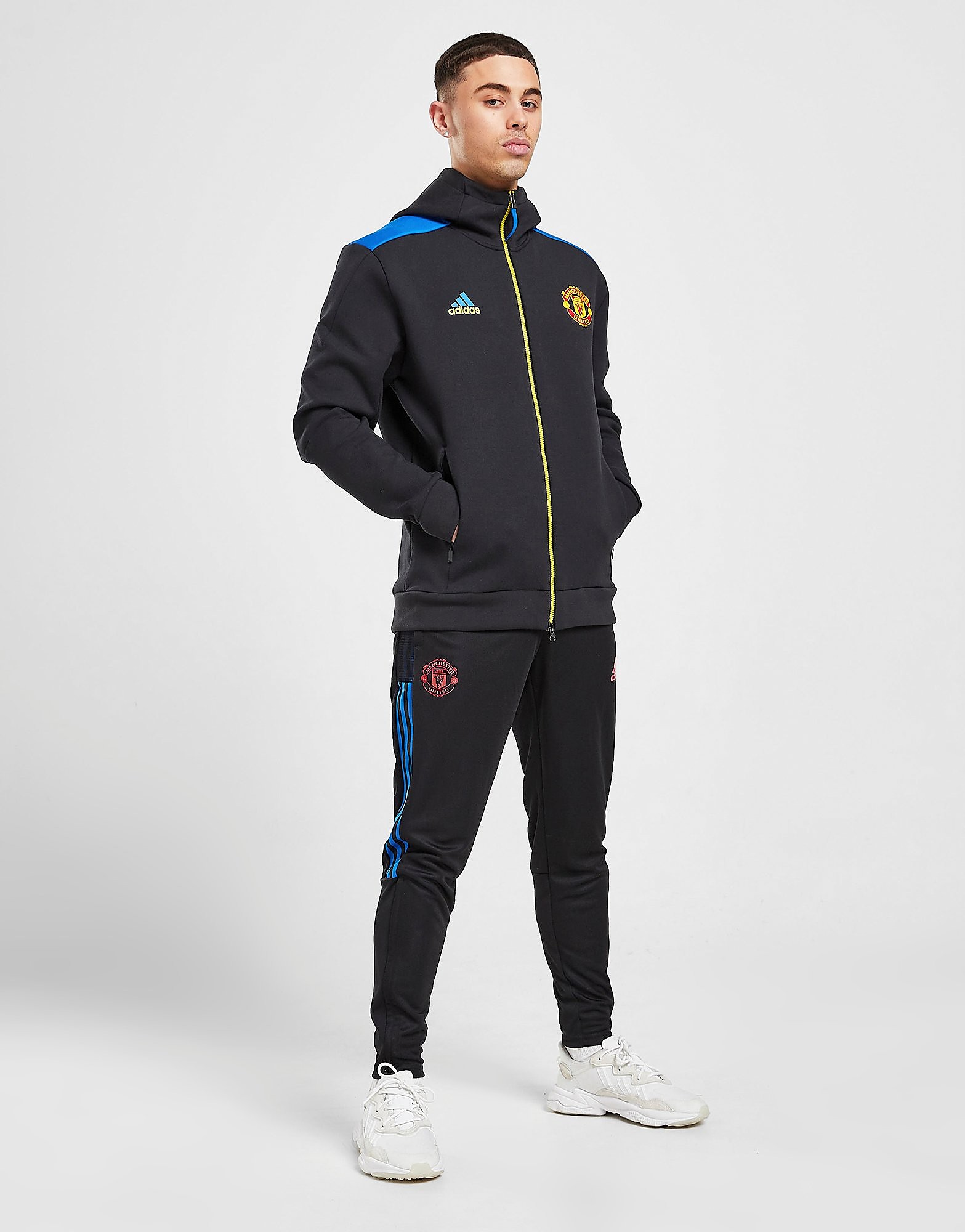 

adidas Manchester United FC 2021/22 Training Pants - Black / Glow Blue - Mens, Black / Glow Blue