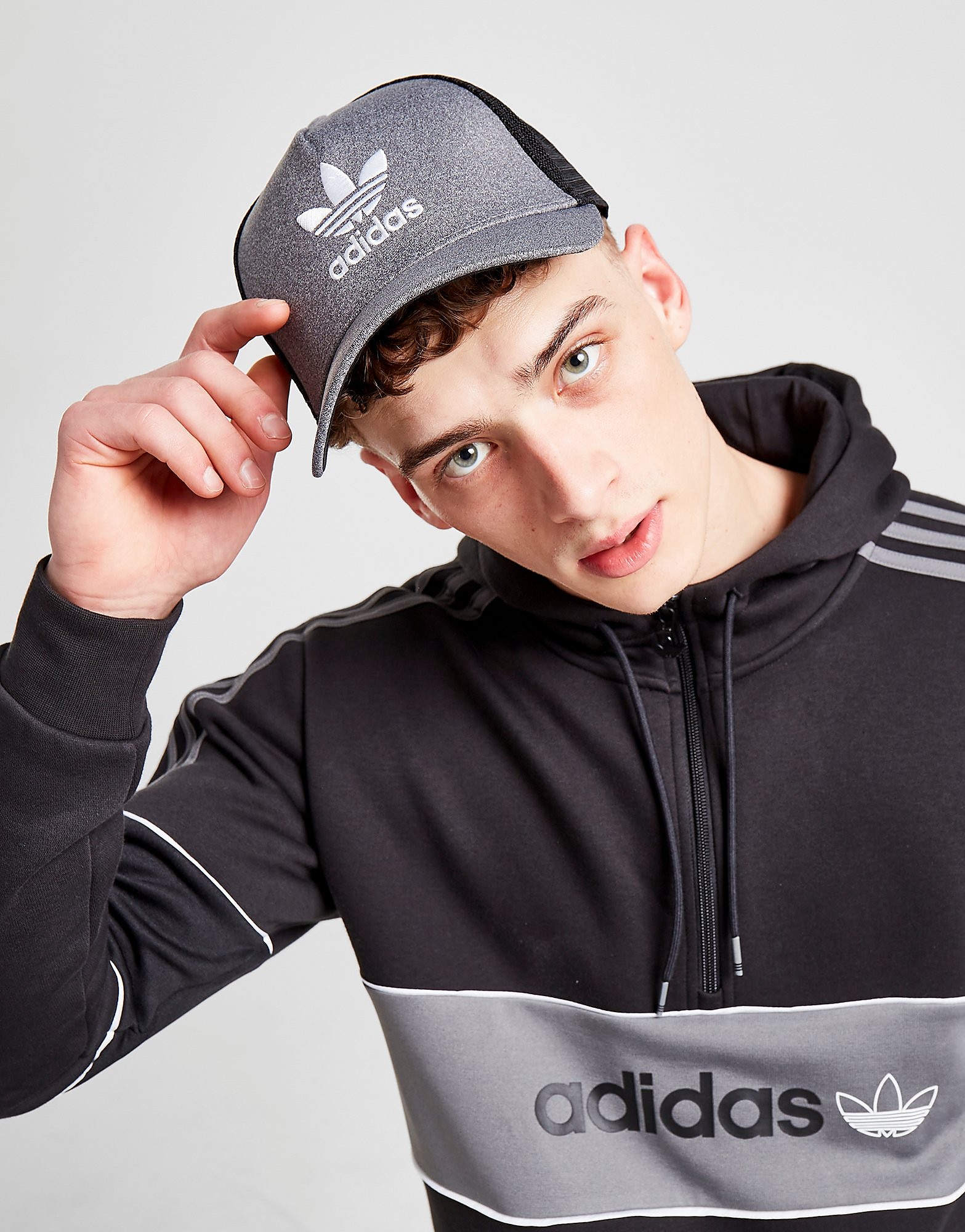 

adidas Originals Classic Foam Trucker Cap - Black/Black - Womens, Black/Black