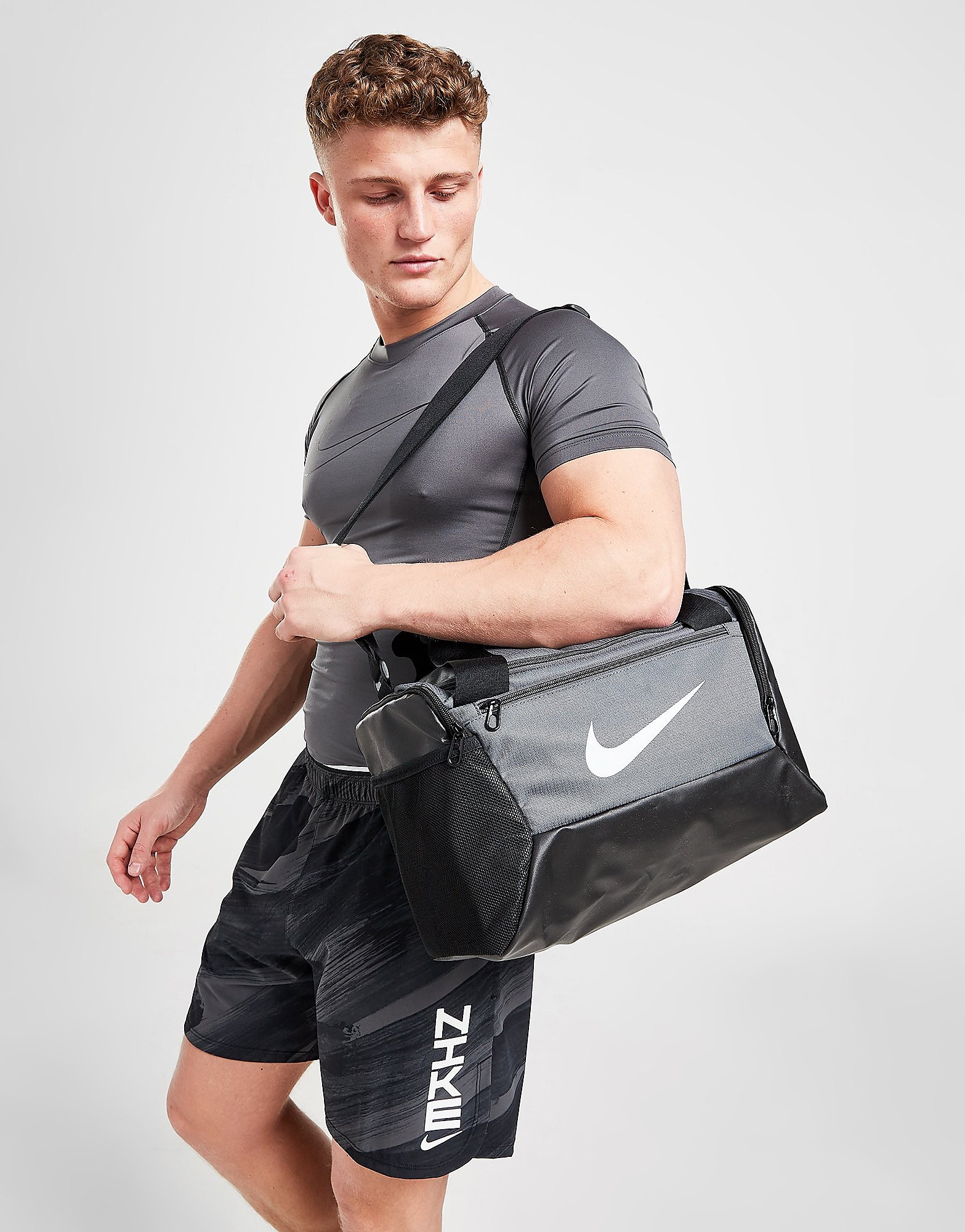 Nike Extra Small Brasilia Bag, Grijs