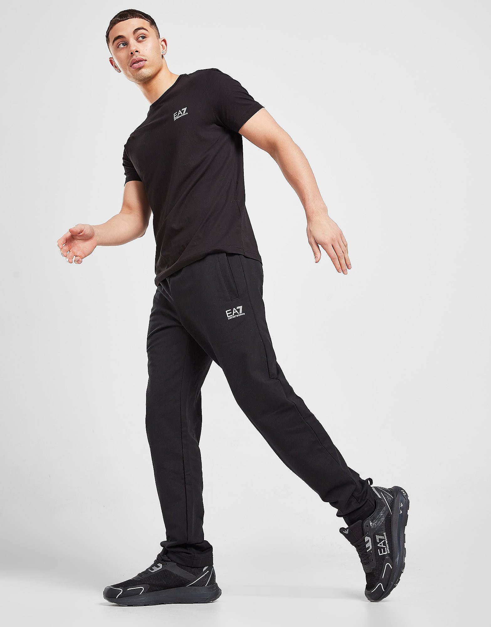 Emporio Armani EA7 Joggers Core Identity - Preto - Mens, Preto