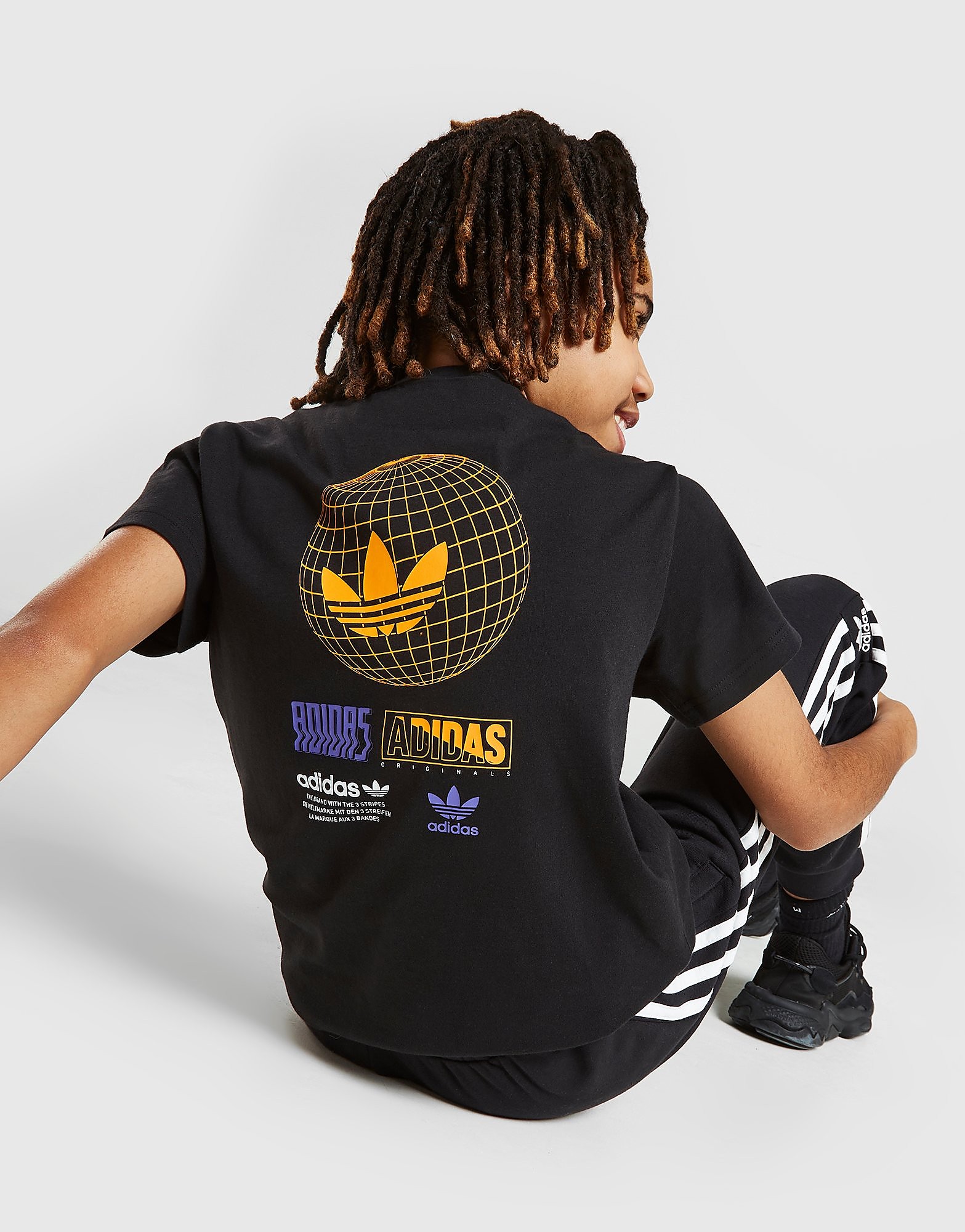 adidas Originals Globe T-Shirt Junior - Only at JD - Black - Kids, Black