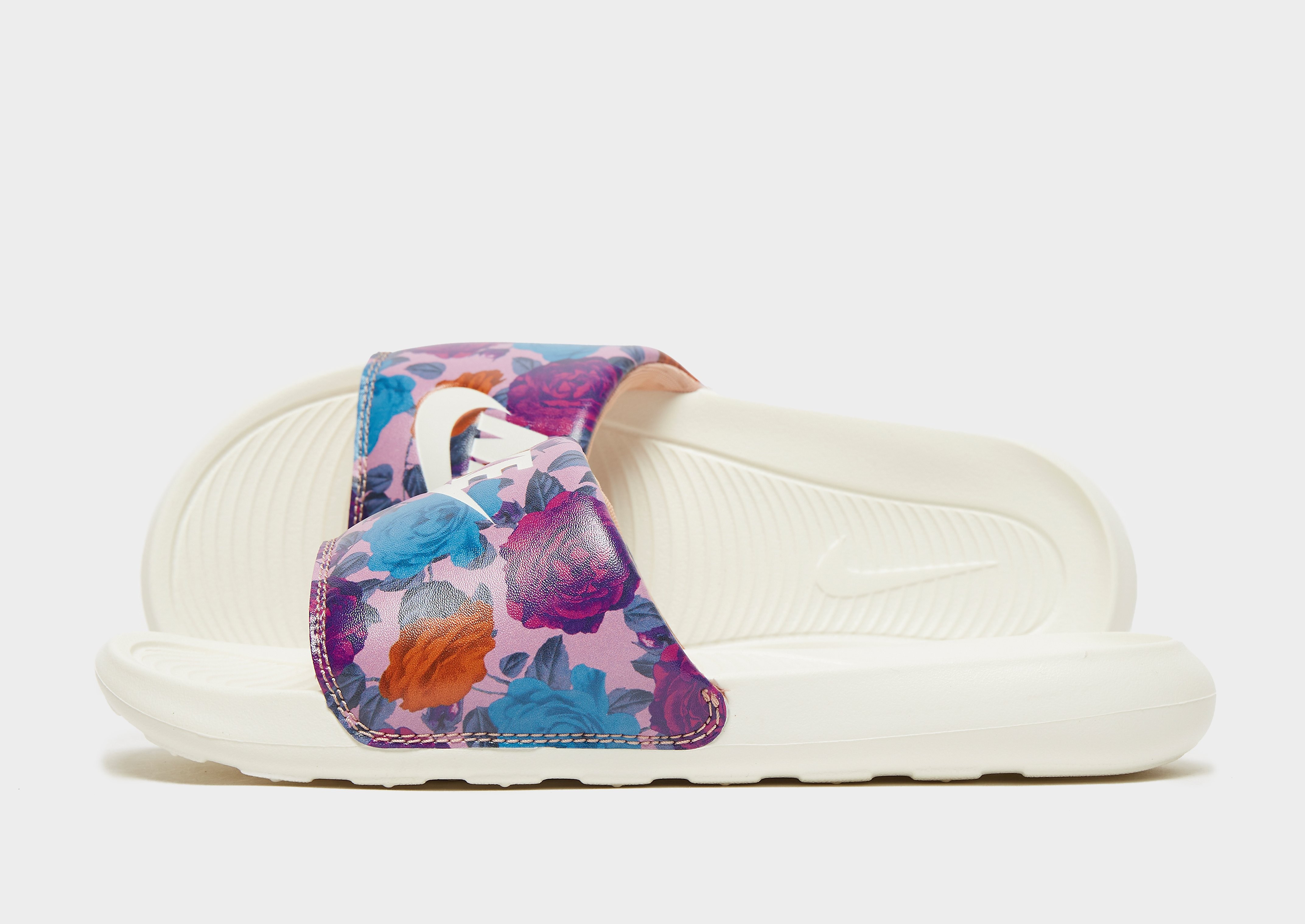 

Nike Victori One Slides Women's - Rose Whisper/Active Pink/Light Curry/Sail, Rose Whisper/Active Pink/Light Curry/Sail