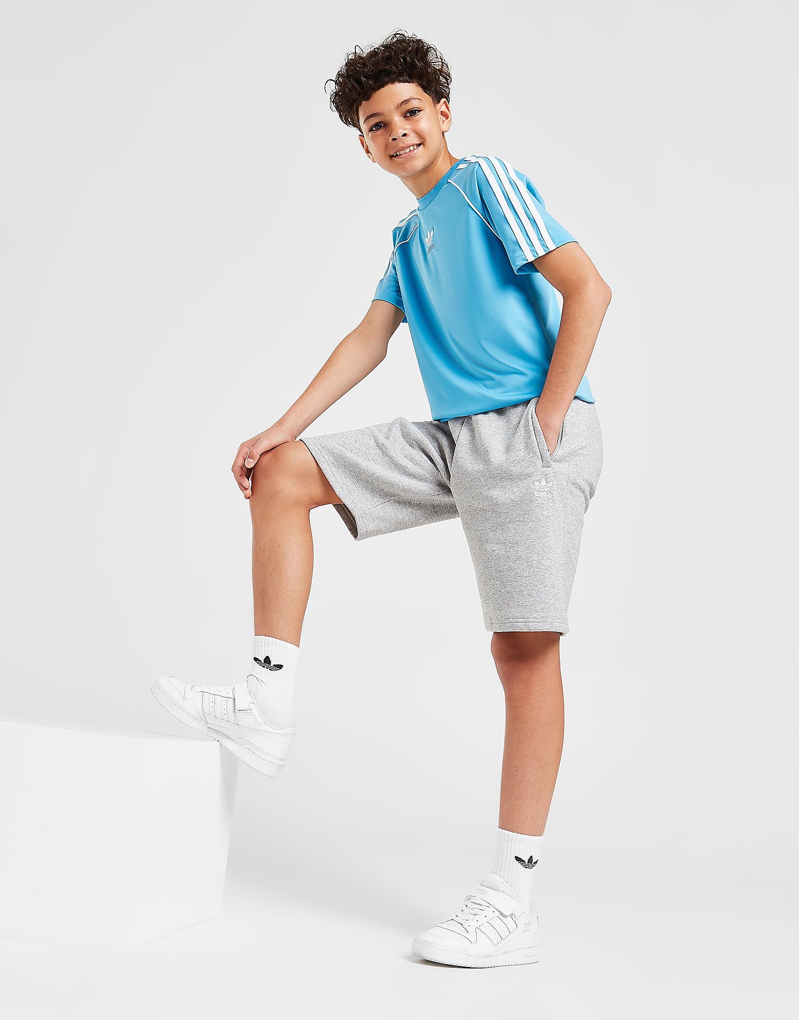 

adidas Originals Trefoil Essentials Shorts Junior - Grey - Kids, Grey
