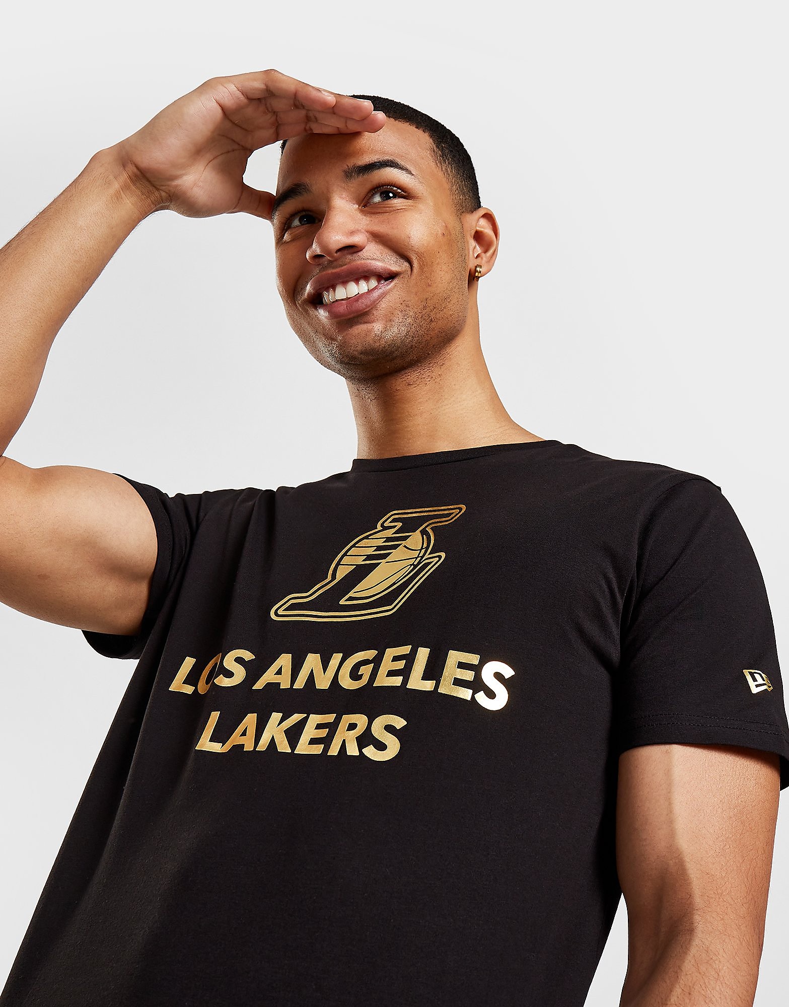 

New Era NBA Los Angeles Lakers Metallic Logo T-Shirt - Black - Mens, Black