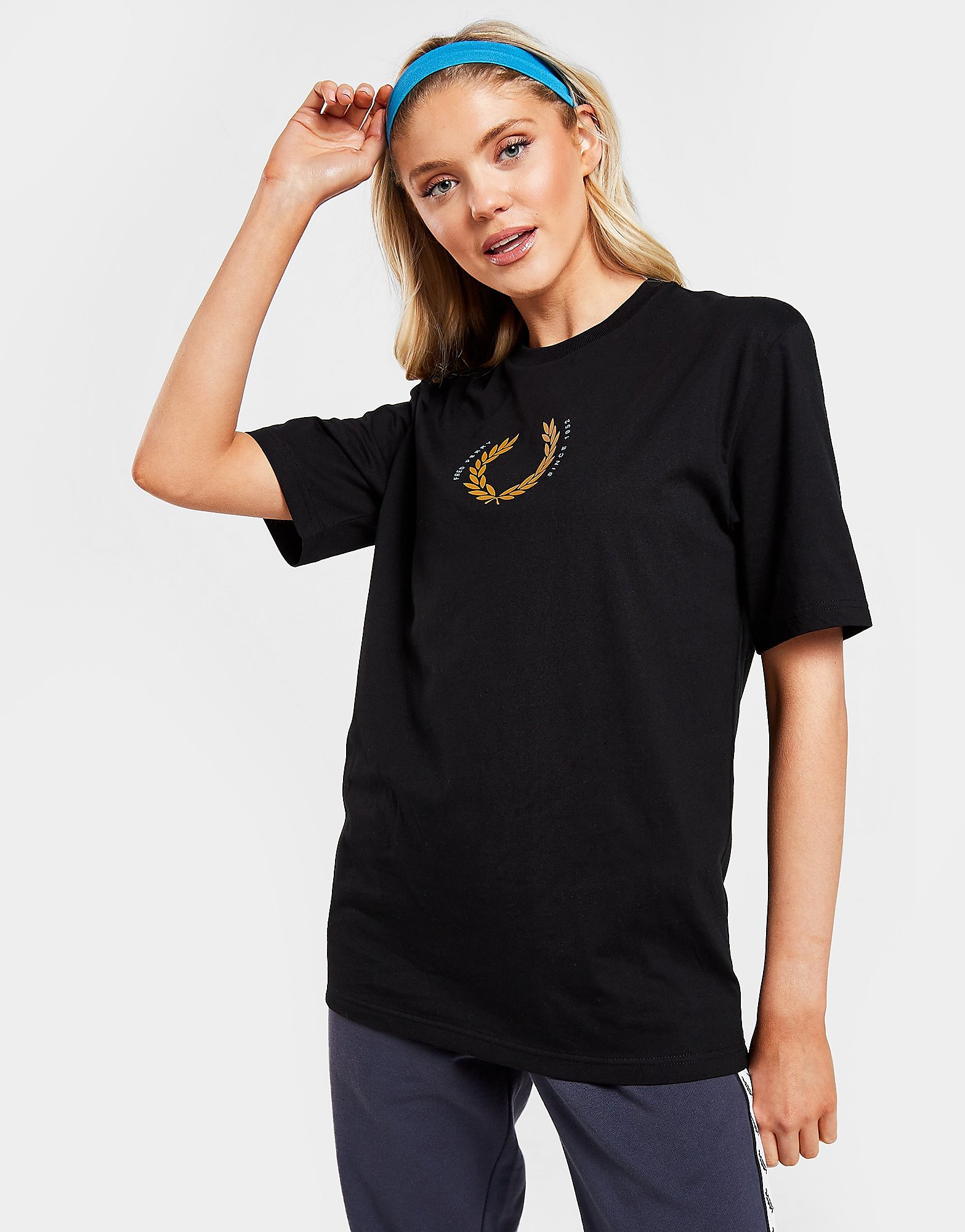 

Fred Perry Large Embroidered Logo T-Shirt - Black - Womens, Black