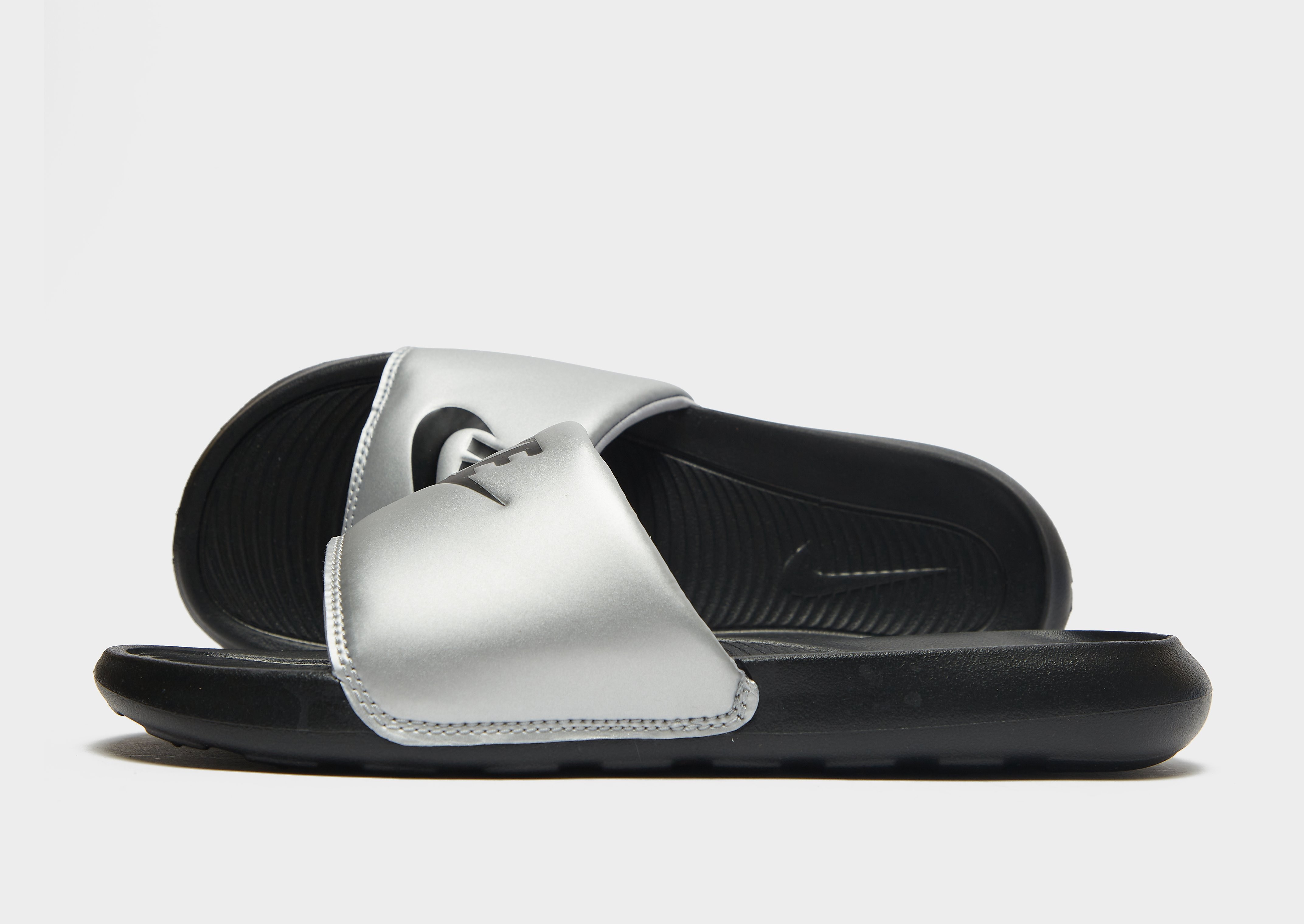 Nike Victori One Slides Women's - Silver, Silver