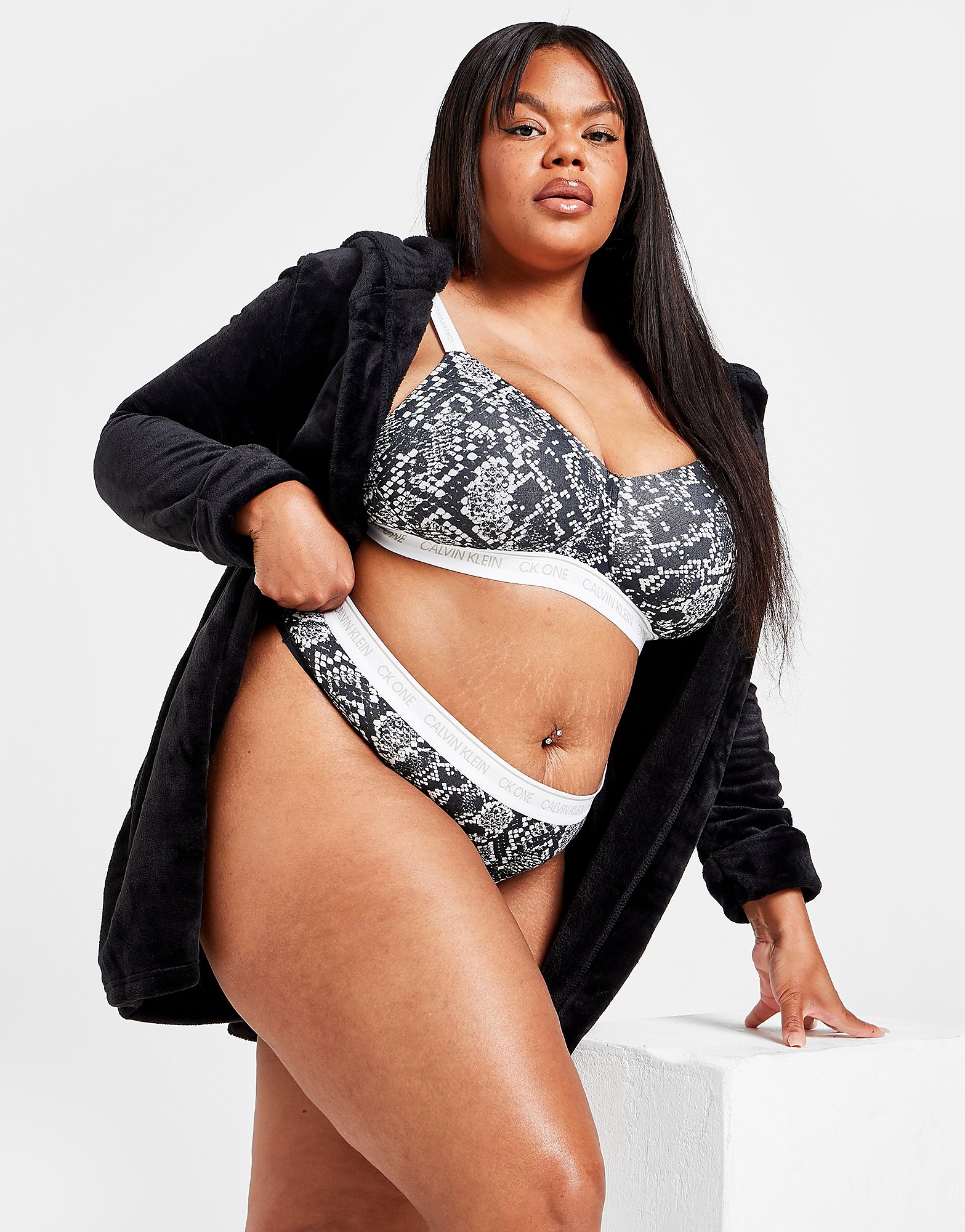 

Calvin Klein Underwear Plus Size Tape Thong - Black - Womens, Black