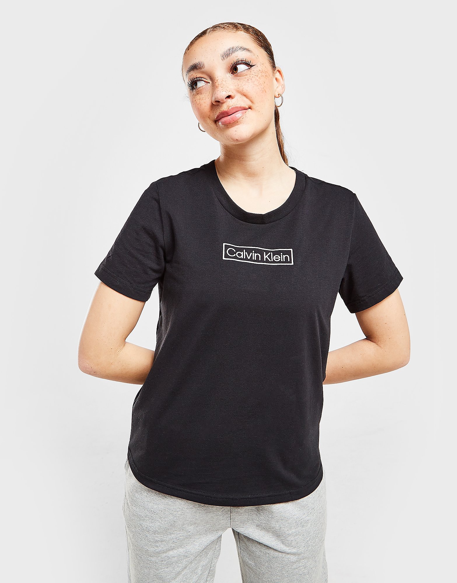

Calvin Klein Box Logo T-Shirt - Black - Womens, Black