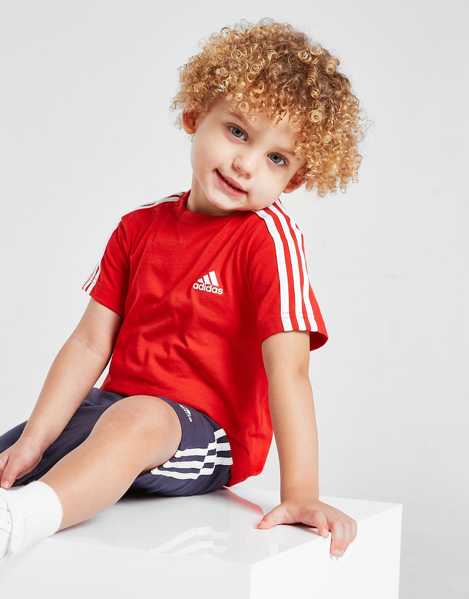 

adidas Badge Of Sport 3-Stripes T-Shirt/Shorts Set Infant - Red - Kids, Red