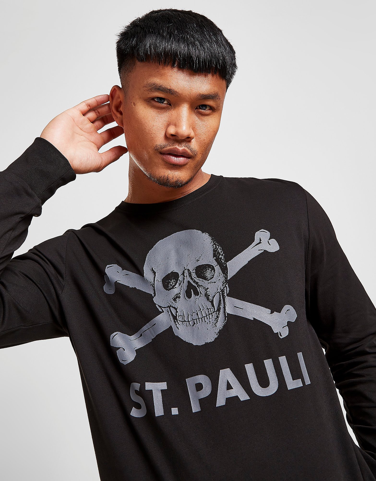 

Official Team St. Pauli Skull Long Sleeve T-Shirt - Black - Mens, Black