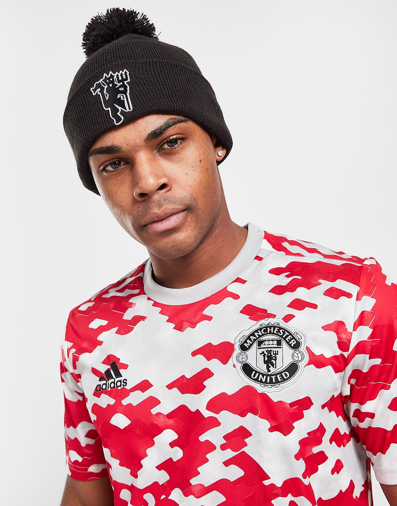 

New Era Manchester United FC Pom Beanie - Black - Womens, Black