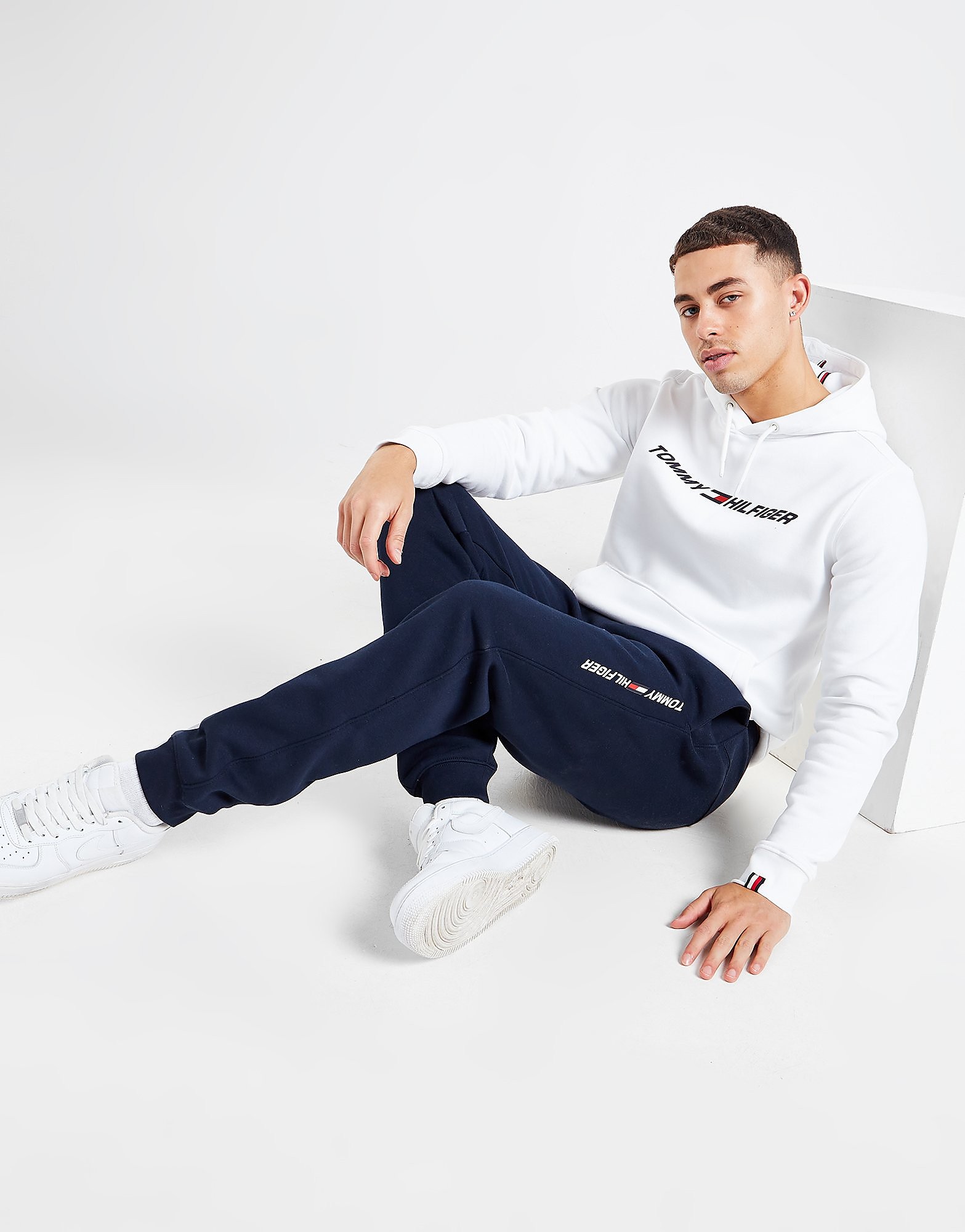 

Tommy Hilfiger Linear Logo Joggers - Only at JD - Navy/NVY - Mens, Navy/NVY