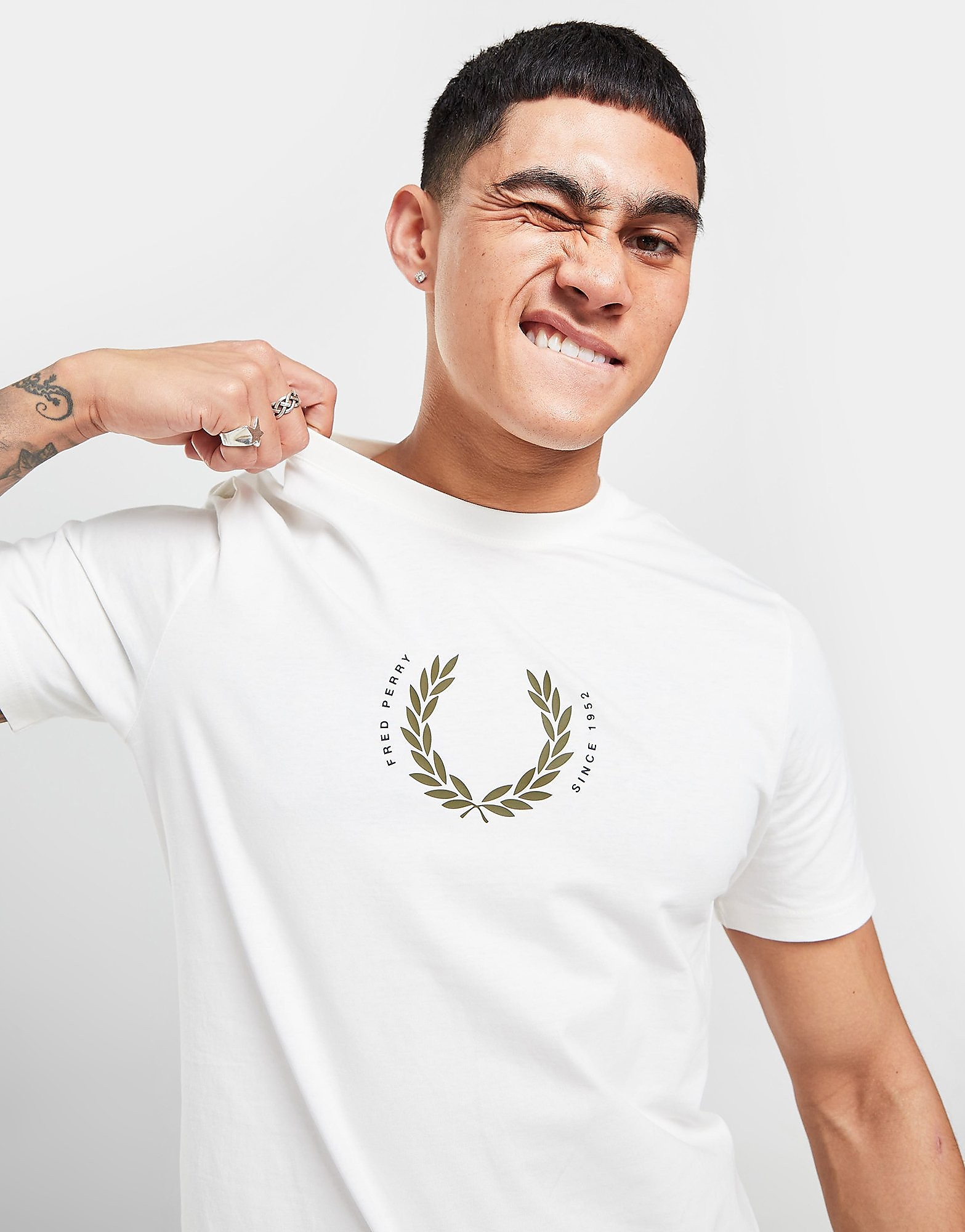 

Fred Perry Large Laurel Wreath T-Shirt - White, White