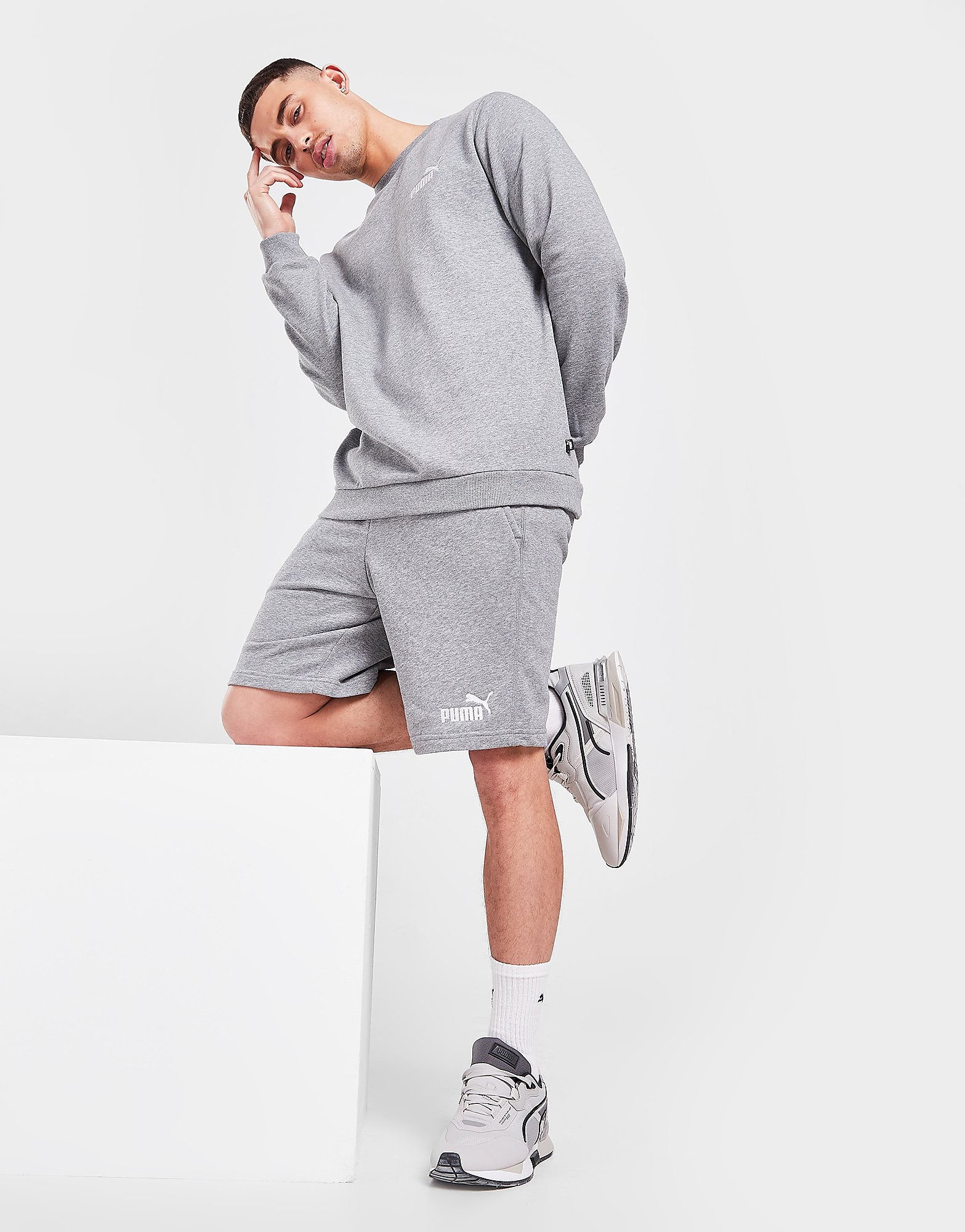 

Puma Core Crew Sweatshirt/Shorts Set - Grey, Grey